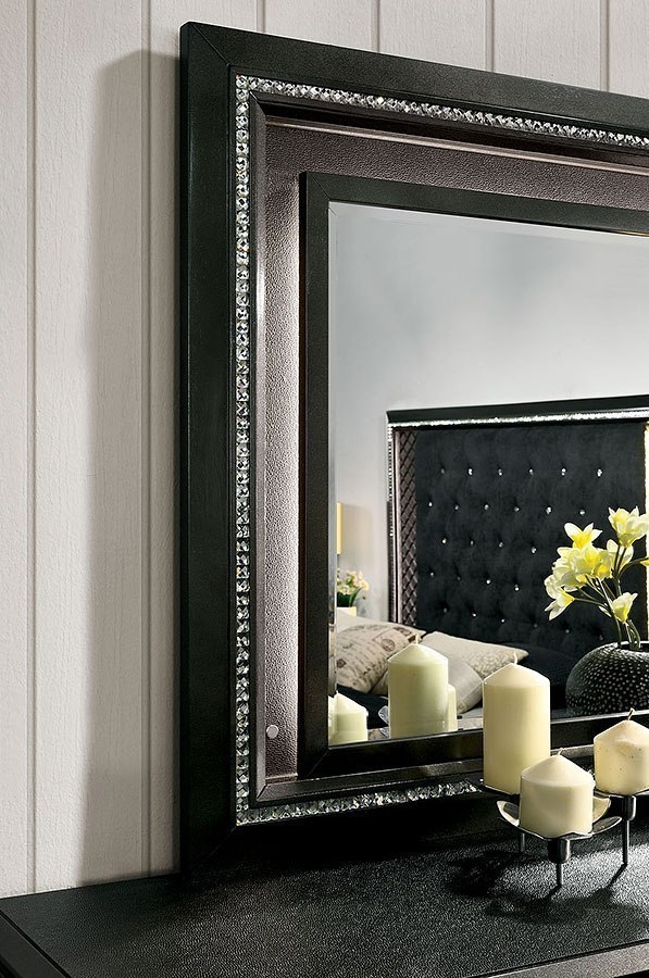 Demetria Fabric/Wood Tufted Panel Bedroom Set w/LED Light