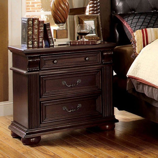 Esperia Wood Nightstand w/3 Drawers