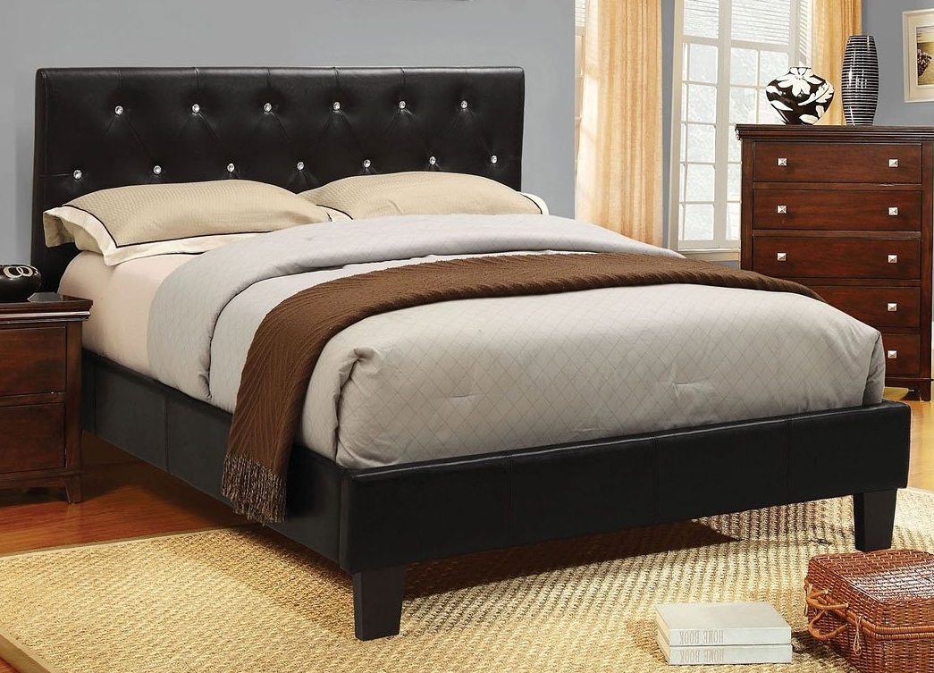 Velen Fabric/Leatherette/Wood Platform Tufted Bed, Eastern King Size