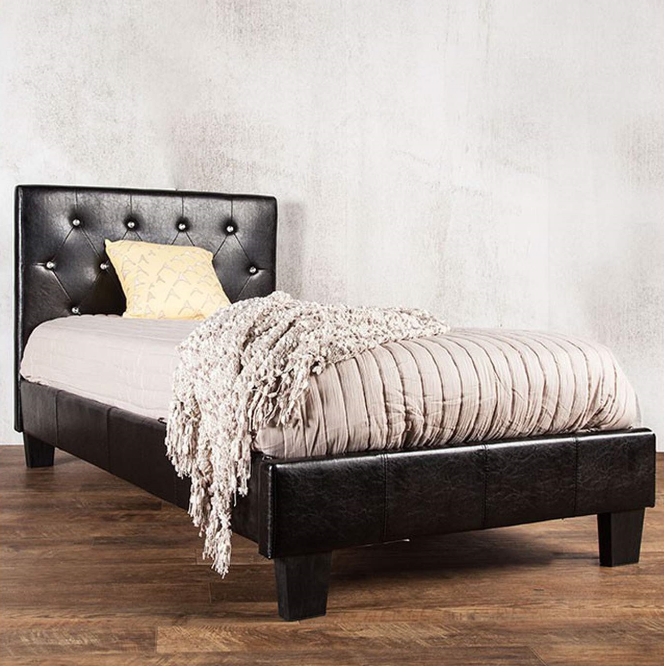 Velen Fabric/Leatherette/Wood Platform Tufted Bed