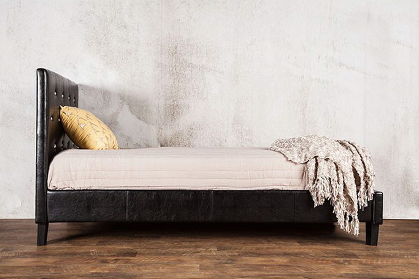 Velen Fabric/Leatherette/Wood Platform Tufted Bed