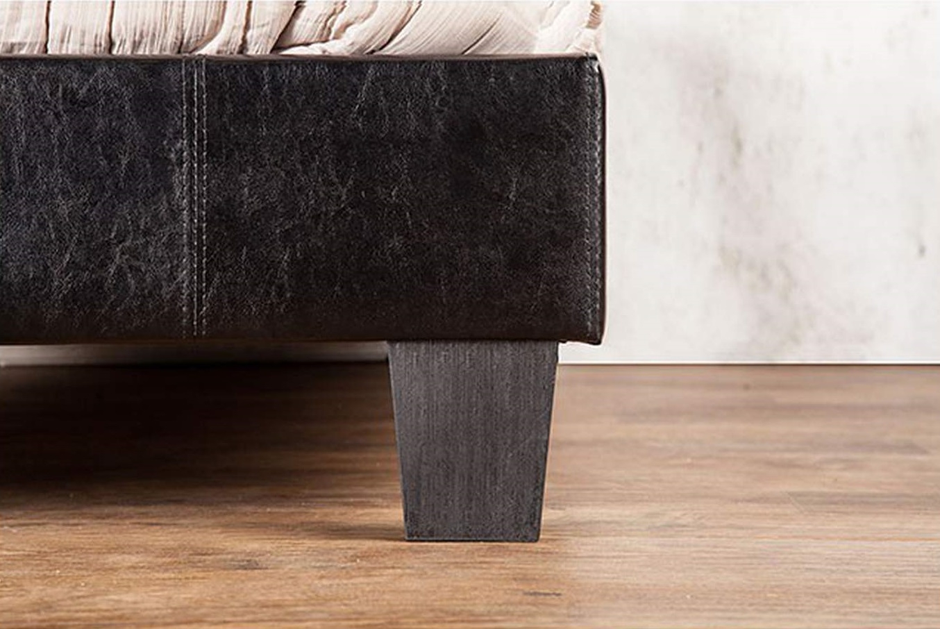 Velen Fabric/Leatherette/Wood Platform Tufted Bed