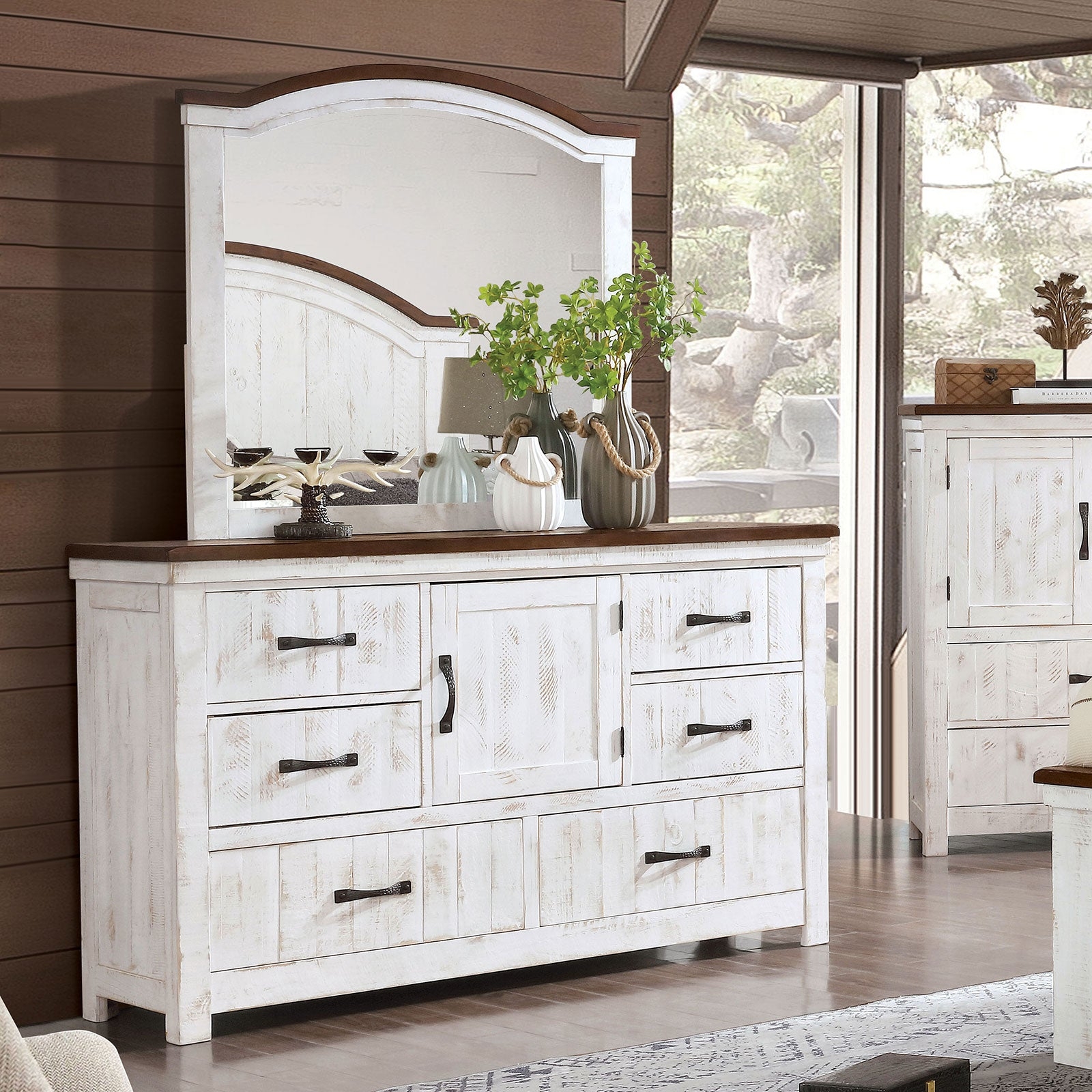 Alyson Wood Platform Bedroom Set