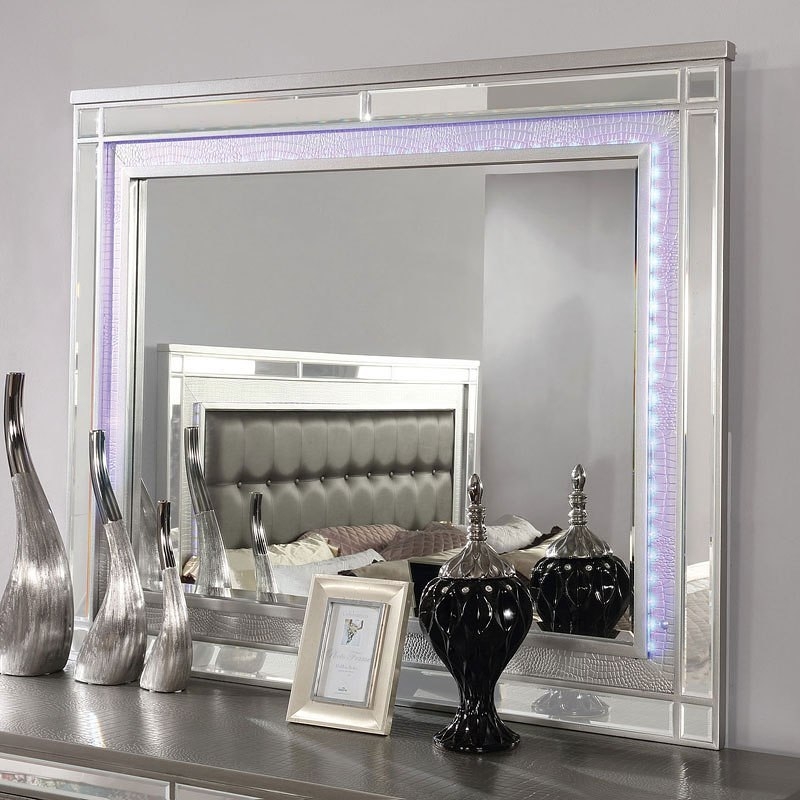 Brachium Leatherette/Wood Mirror