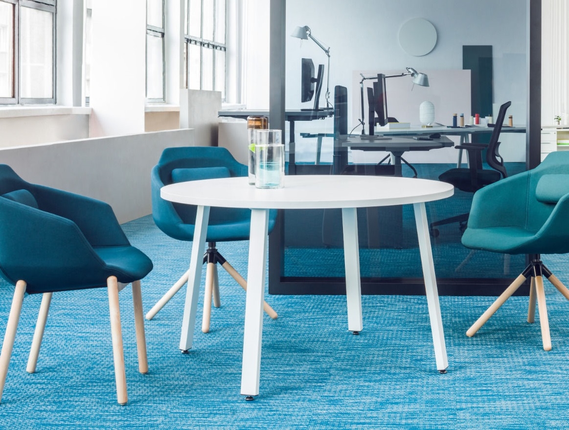 OGI_A Round Coffee Meeting Table