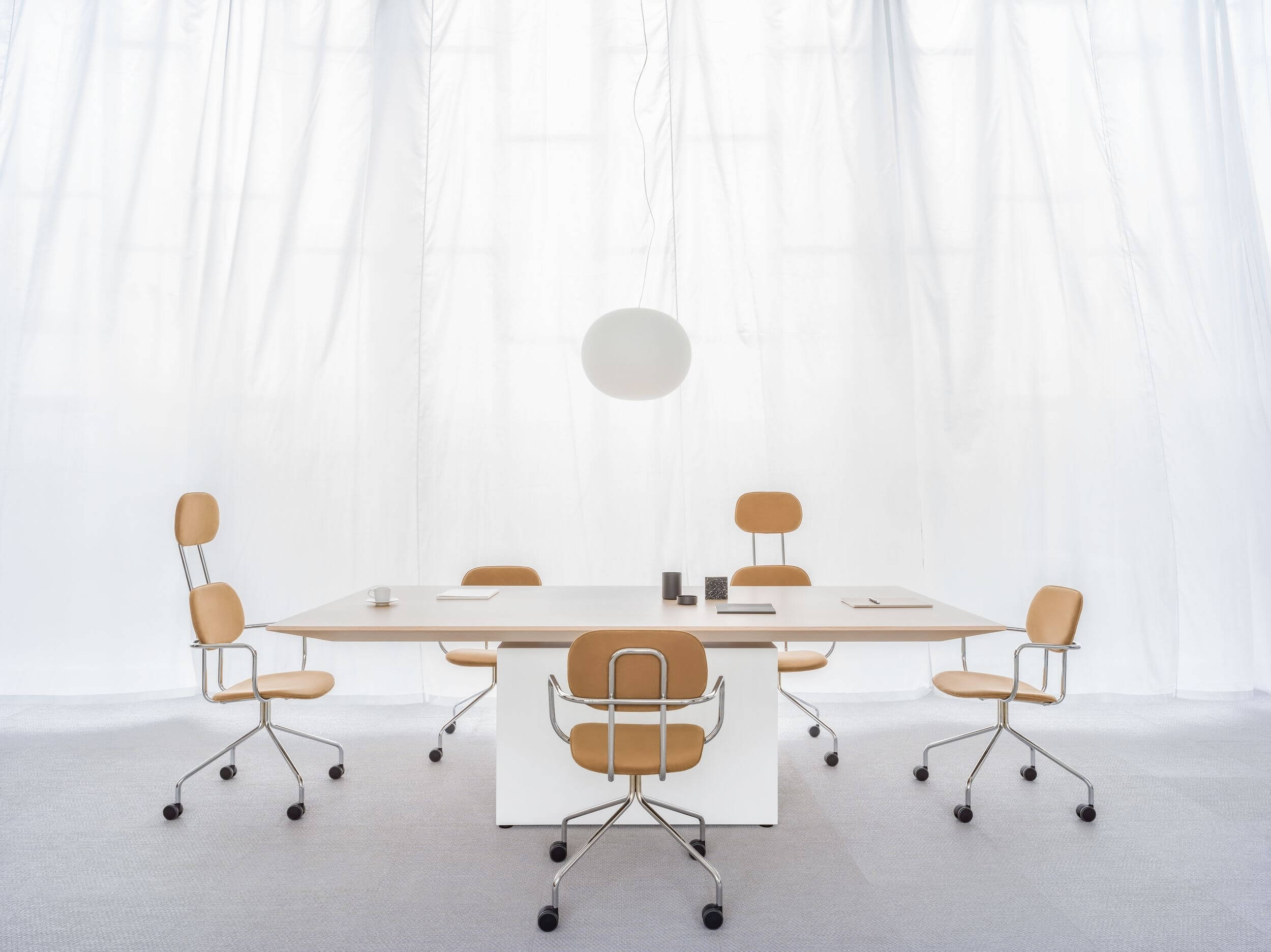 Gravity Rectangular Electric Height Adjustable Conference Table