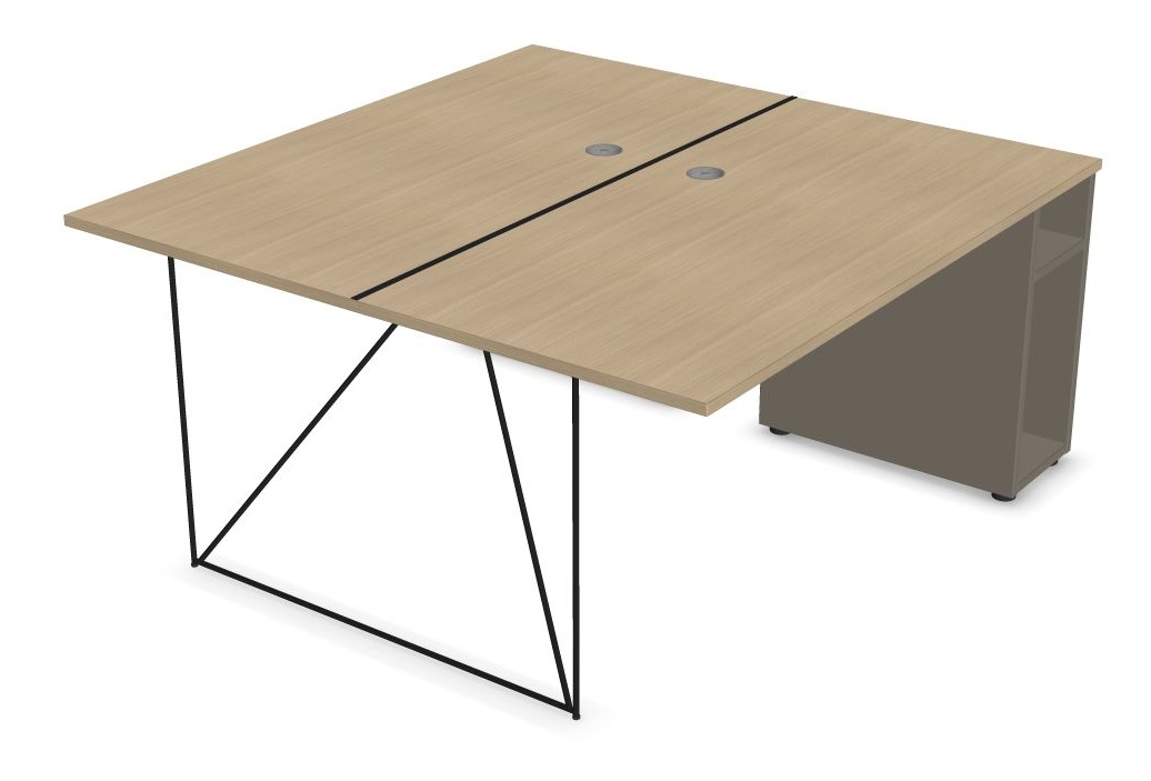 AIR Solo Desk with minimalist design legs