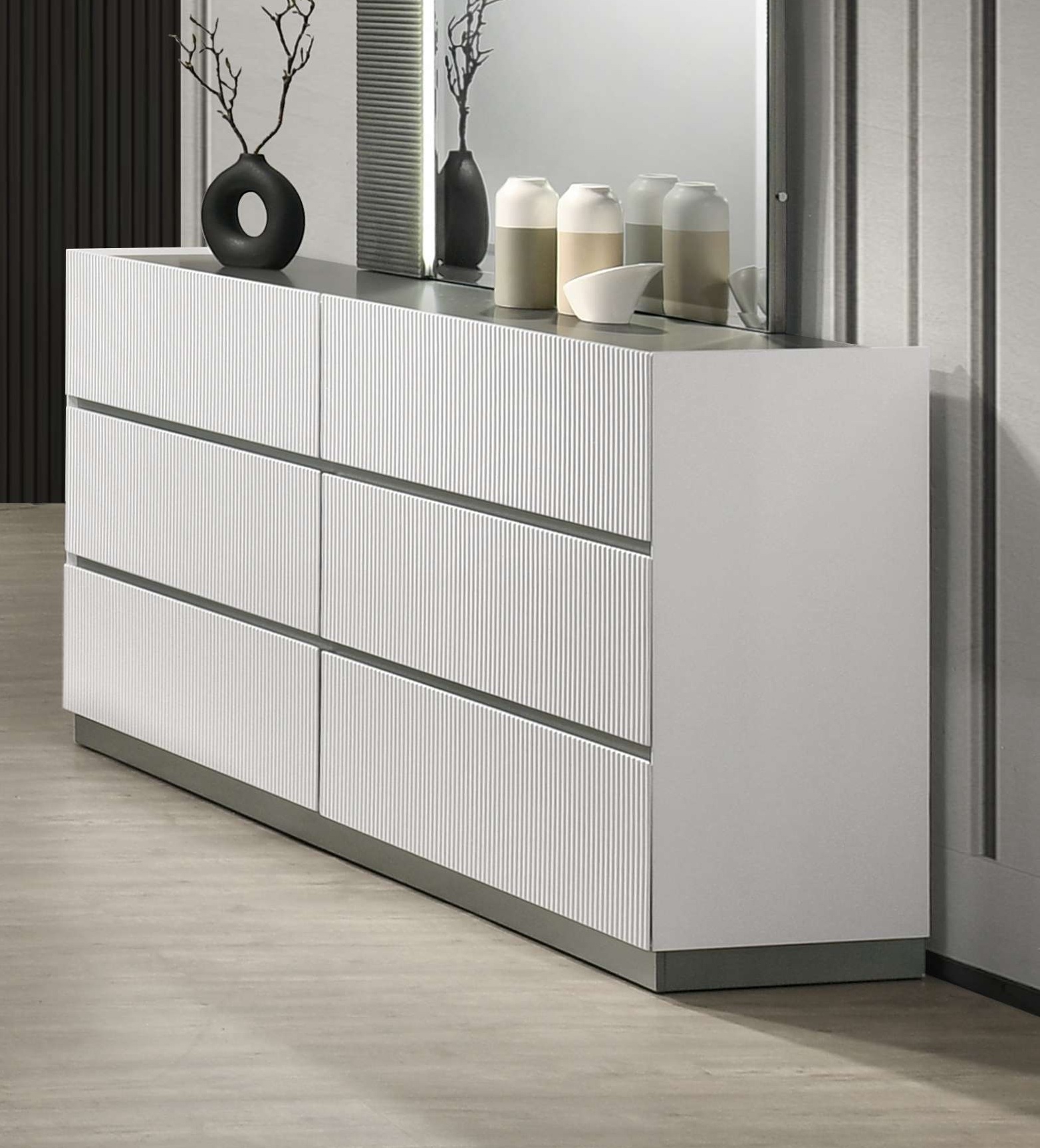 Cecilia Platform Bedroom Set with LED Headboard