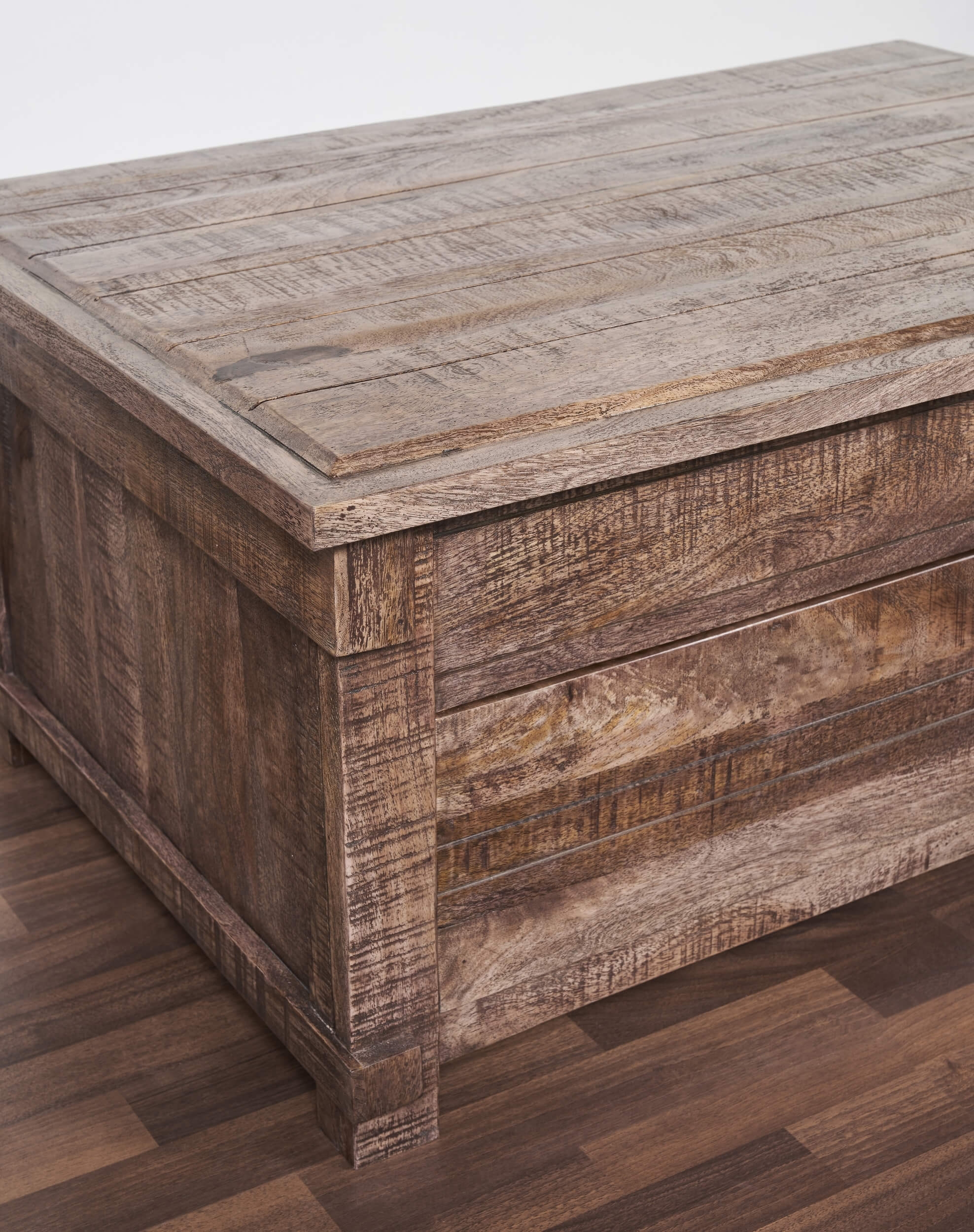 Cross Solid Wood 40" Lift Top Extendable Trunk Coffee Table w/ Storage