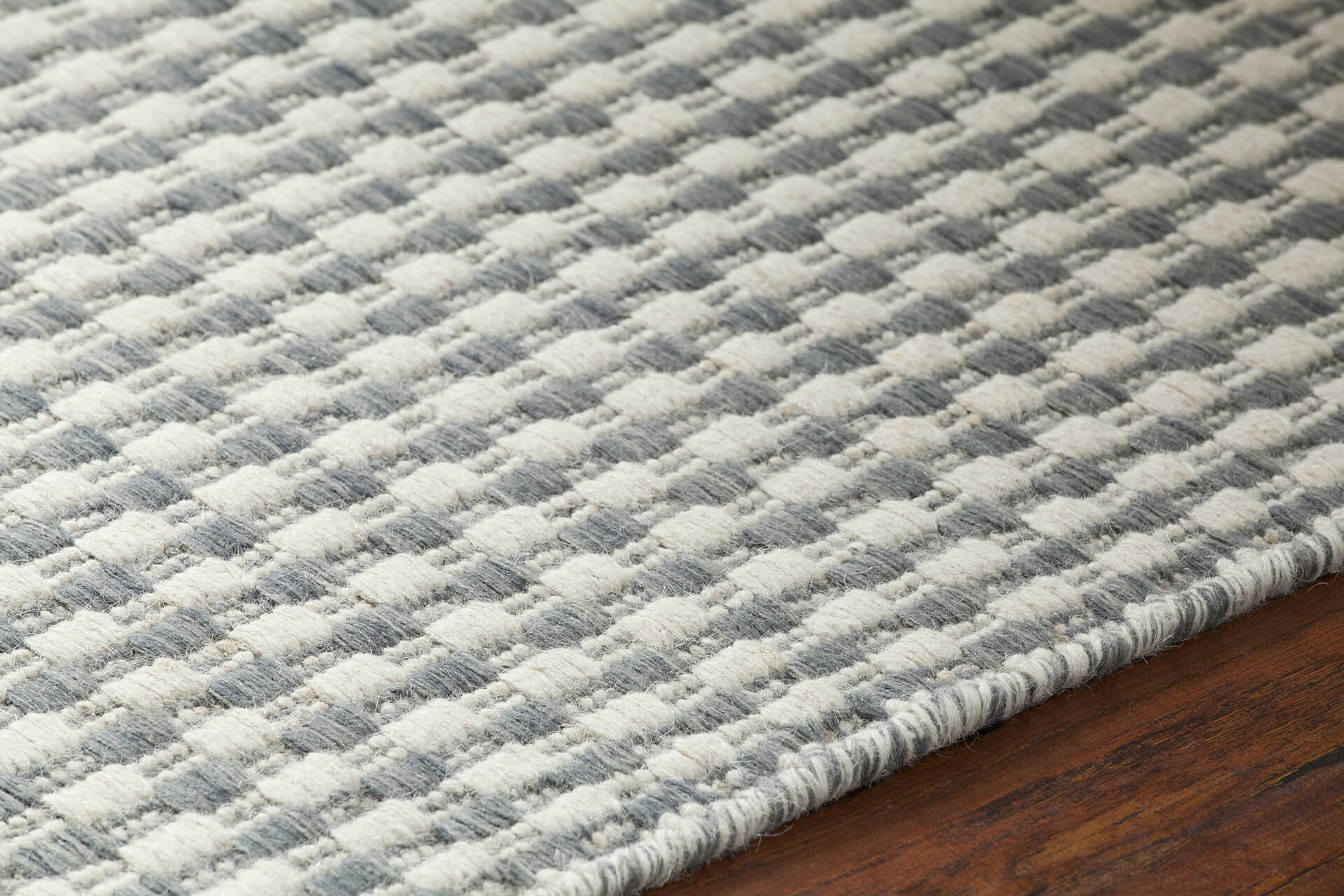 Crest Wool Rectangular Handmade Rug, Composition 1