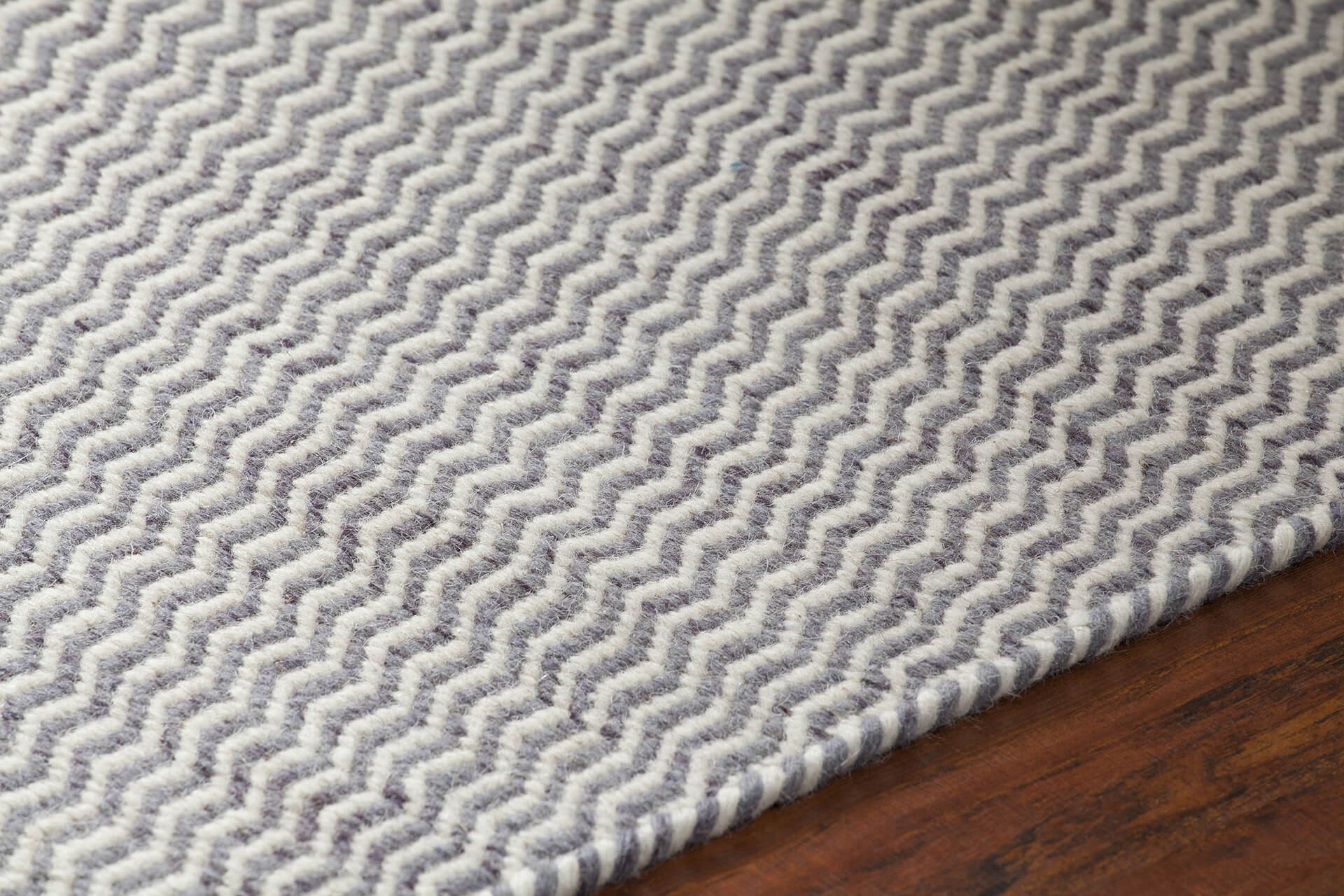 Crest Wool Rectangular Handmade Rug, Composition 2