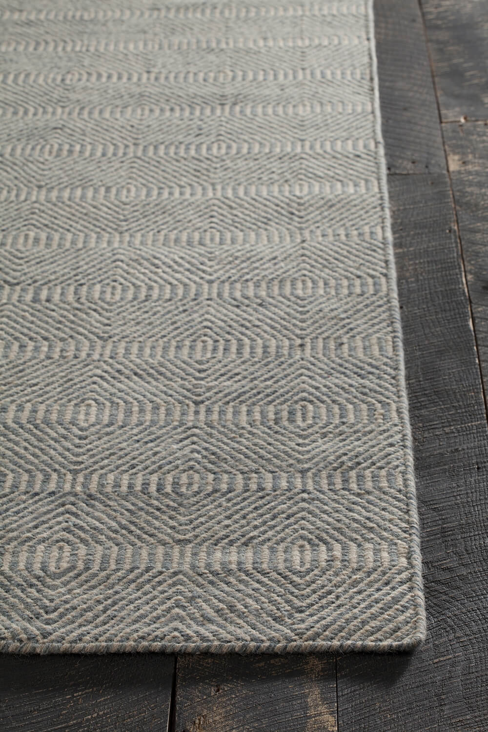Crest Wool Rectangular Handmade Rug, 5' x 7'6"