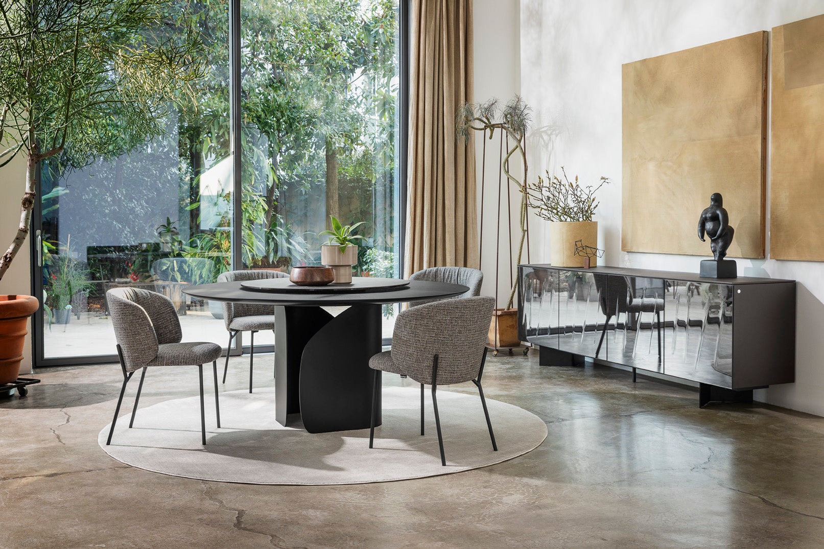 Twins Metal/Veneer Round Dining Table