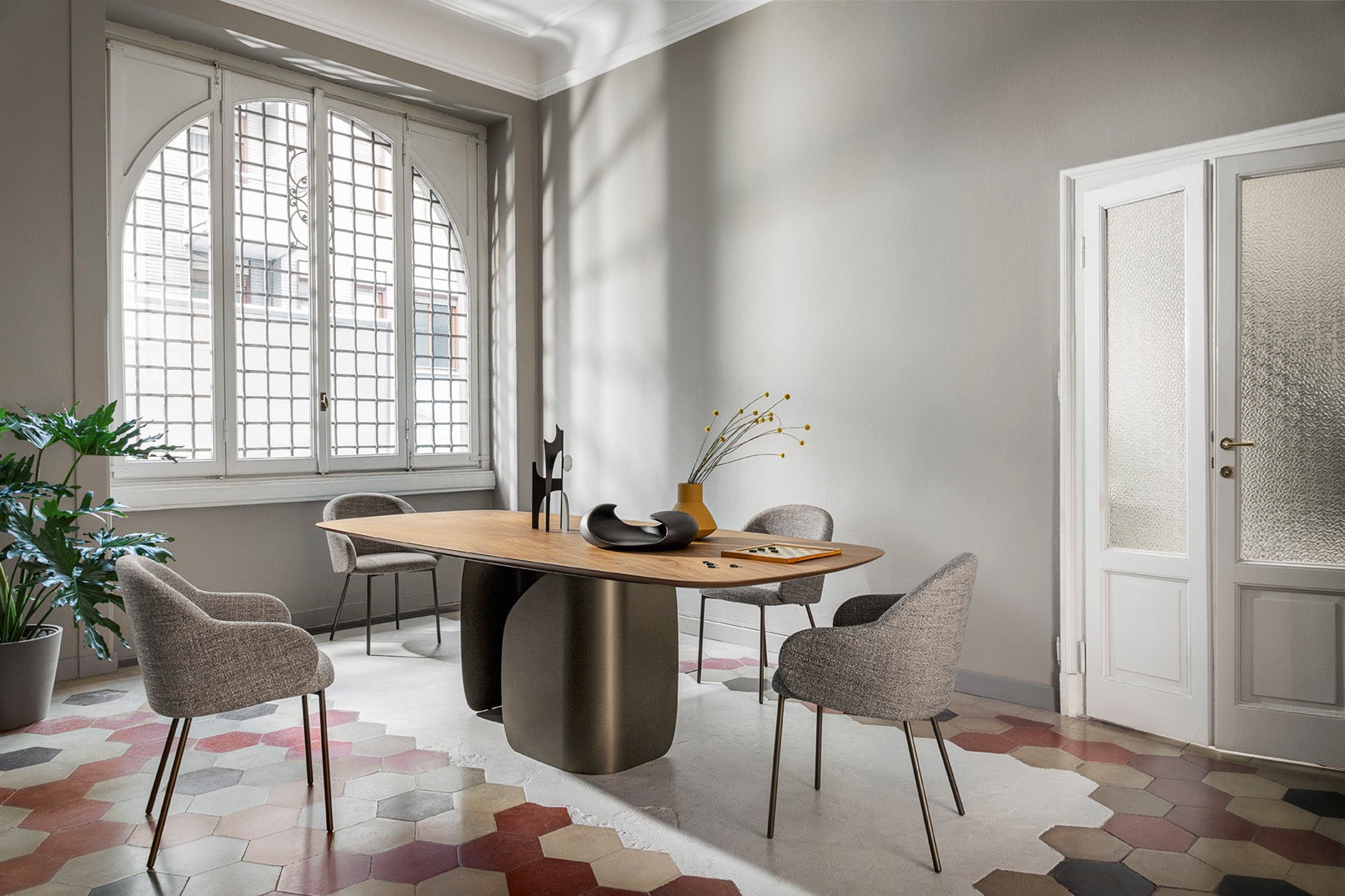 Twins Metal/Veneer Oval Dining Table