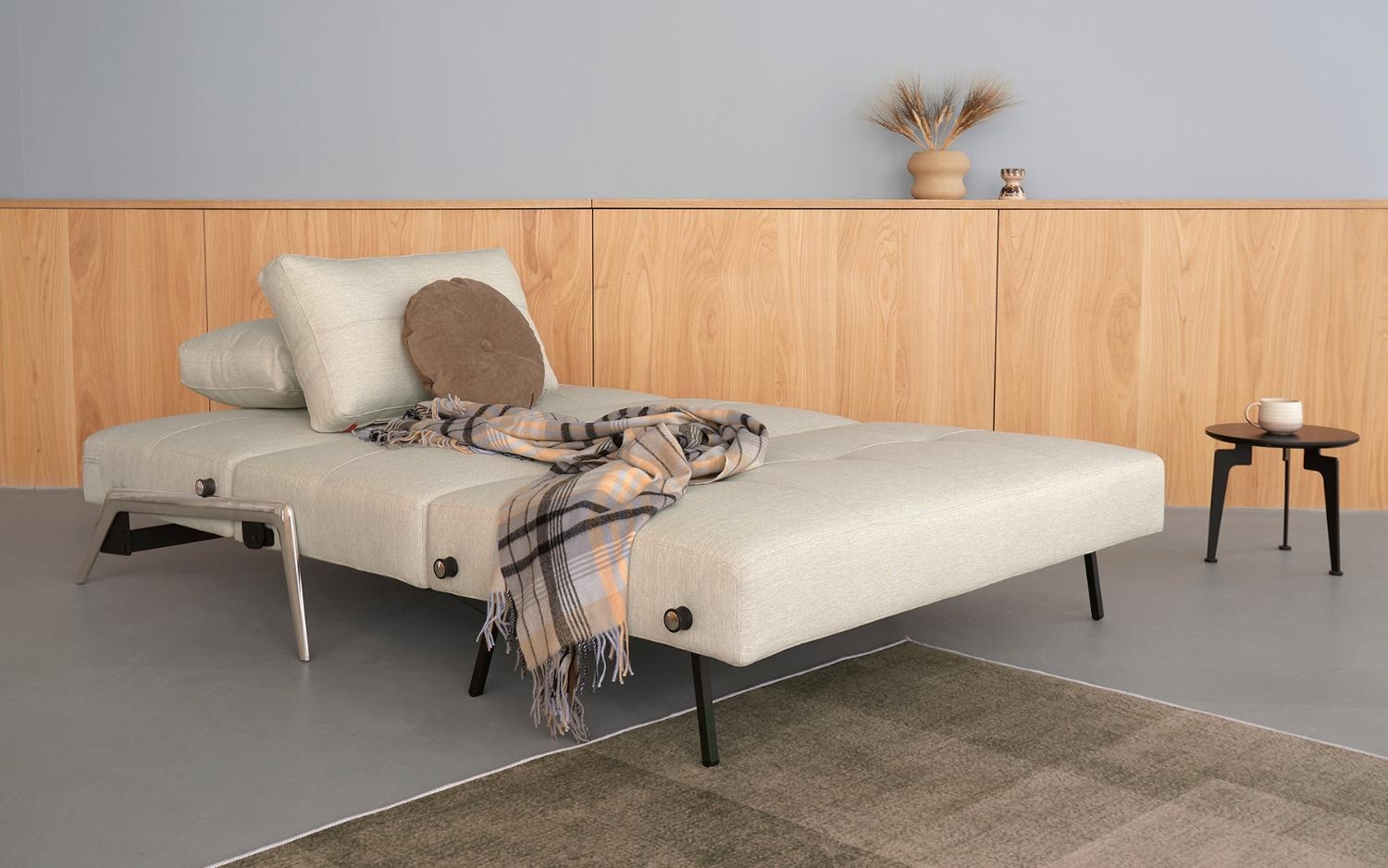 Cubed 02 Deluxe Sofa w/ Arms