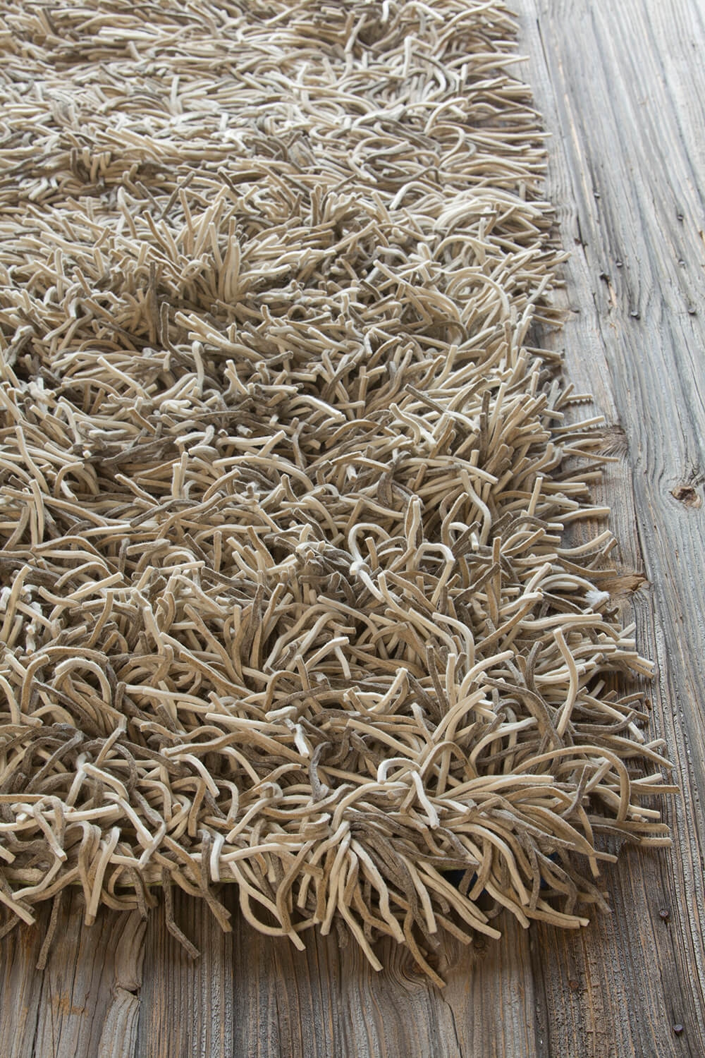 Cyrah Wool Rectangular Hand-woven Rug, 9' x 13'