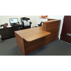 Tera Straight Reception Desk w/Counter Top
