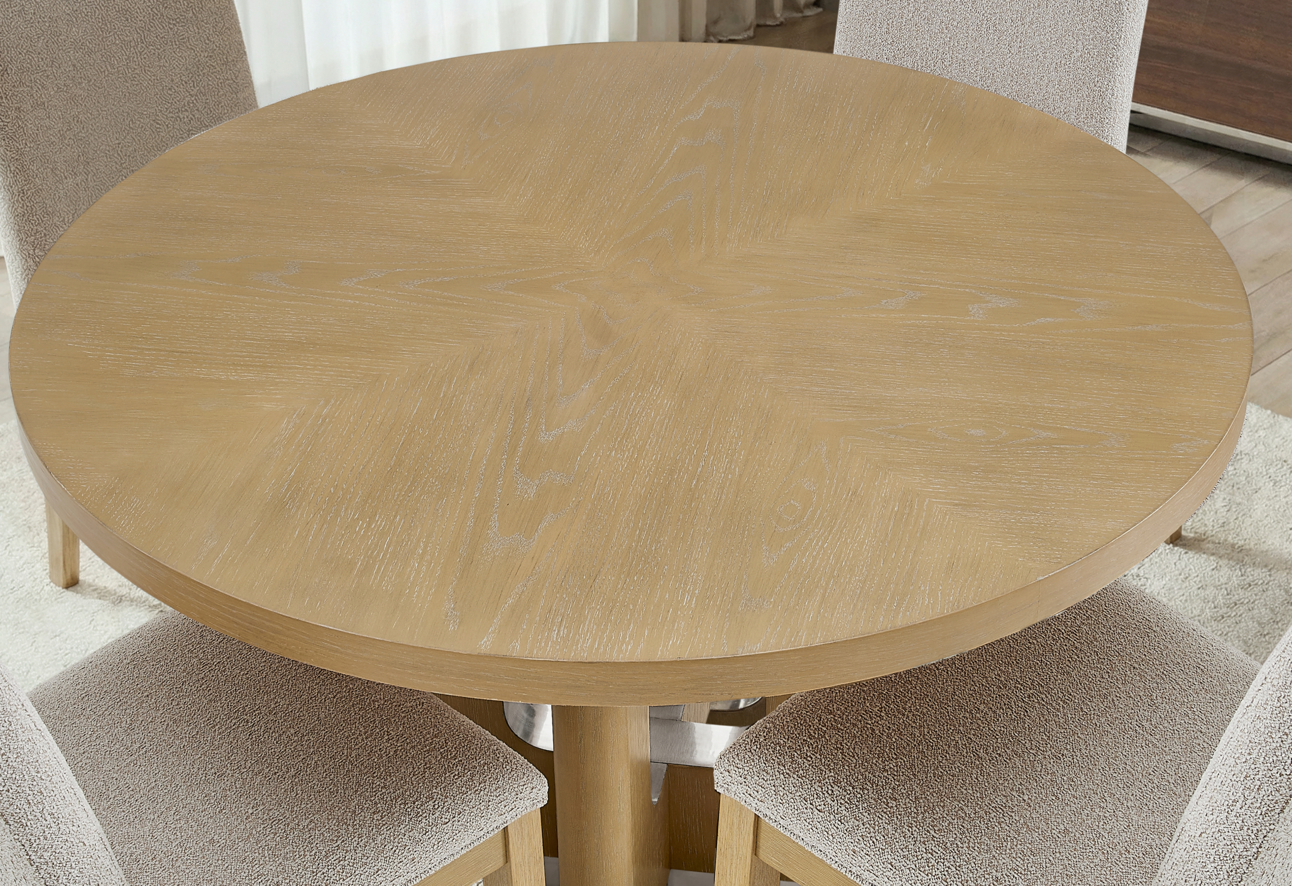 D3124 Wood Veneer Round Dining Table