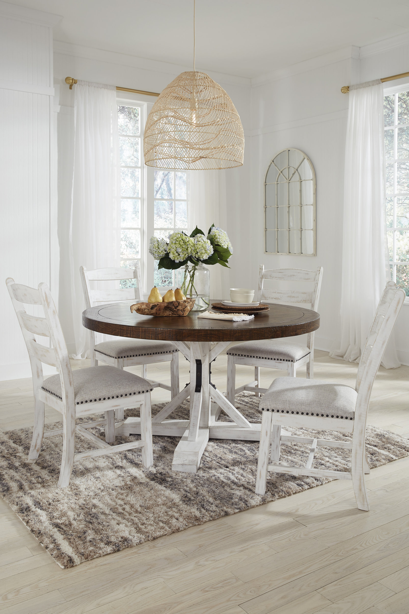 Valebeck Cottage-Chic Ladderback Dining Chair | Vintage White