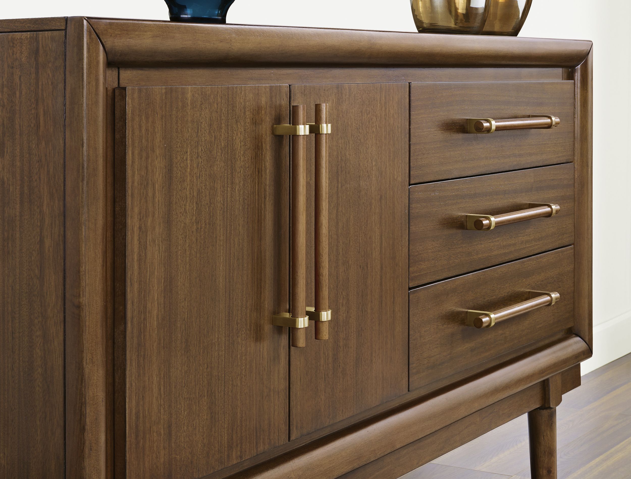Lyncott Butterfly Extendable Dining Set - Brown | Ashley