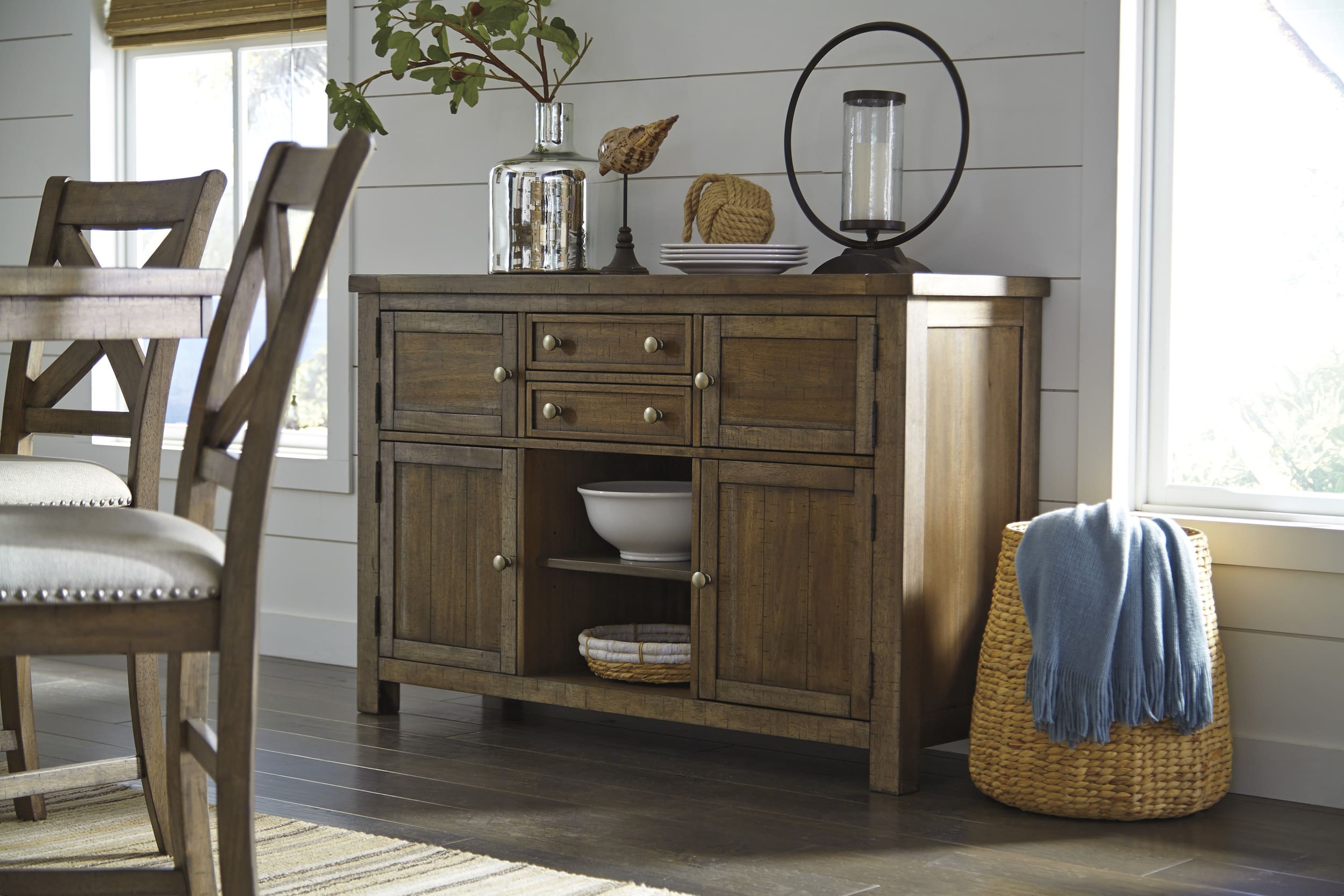 SM Moriville Wood Server w/4 Doors, 2 Drawers & 1 Shelf