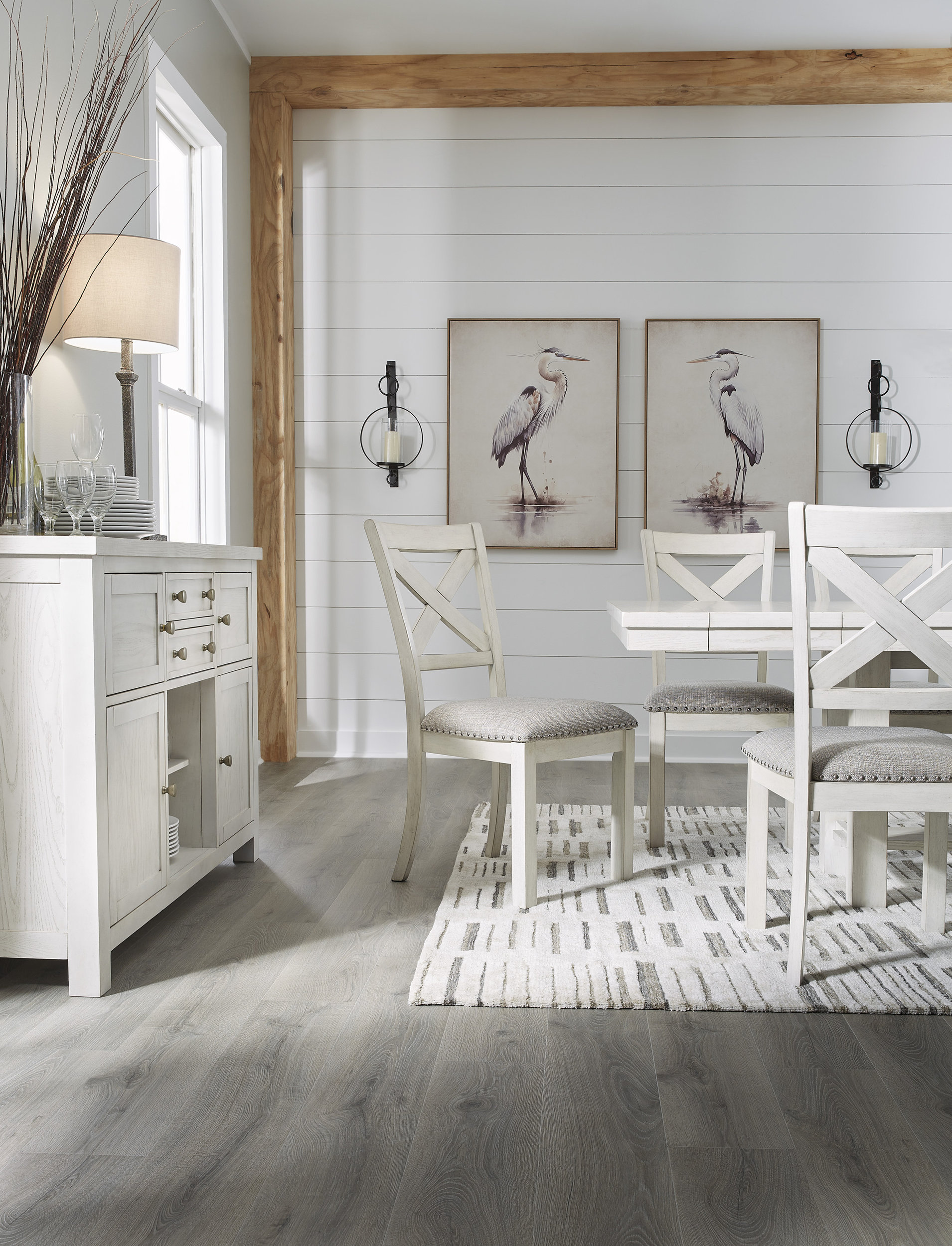 Robbinsdale Antique White Extendable Wood Dining Table | SohoMod