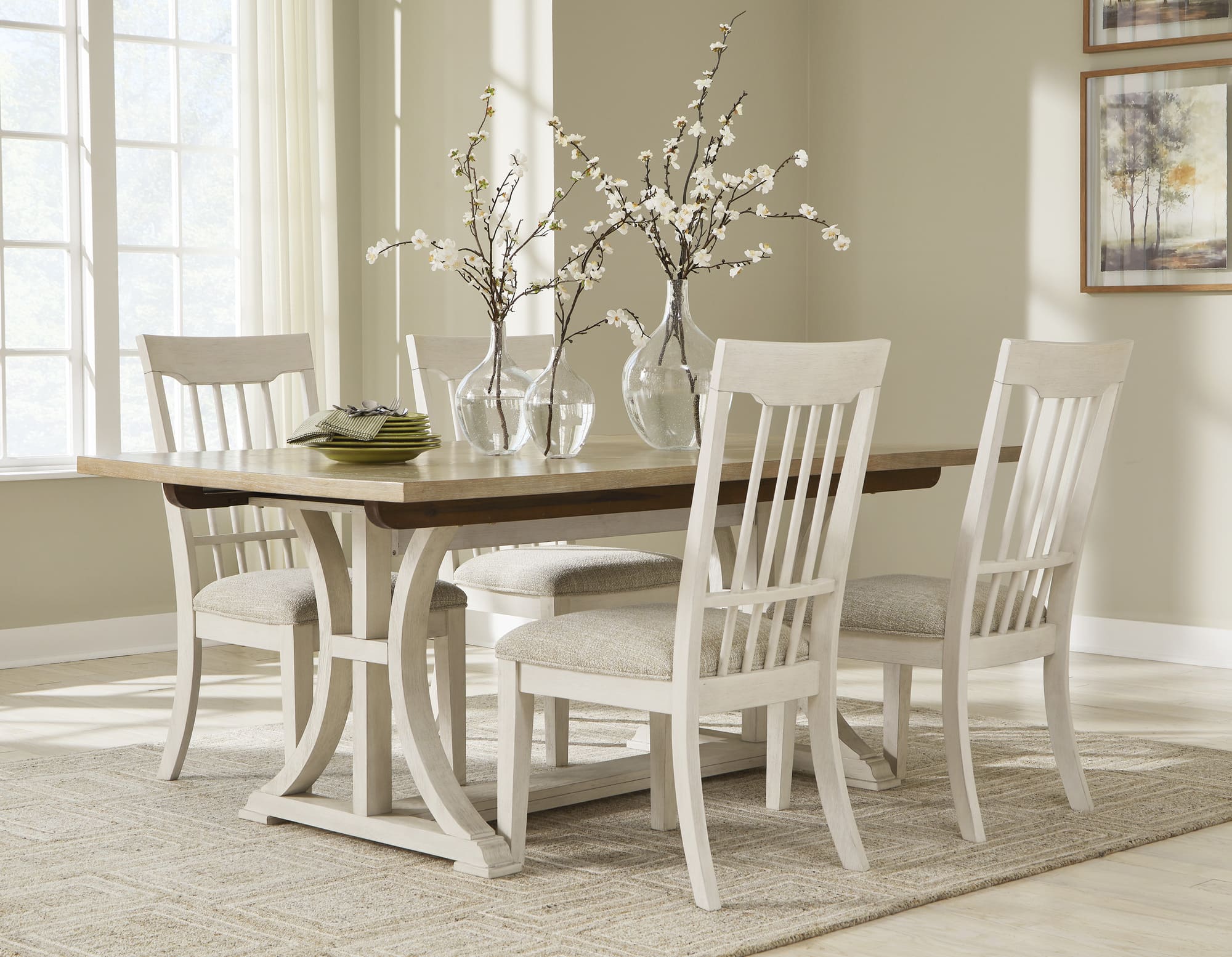 SM Shaybrock Polyester/Wood Dining Side Chair