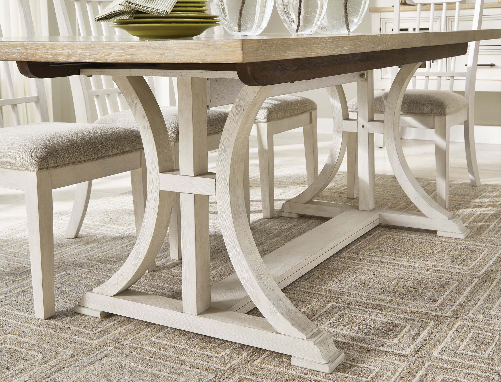 SM Shaybrock Wood Rectangular Extendable Dining Table