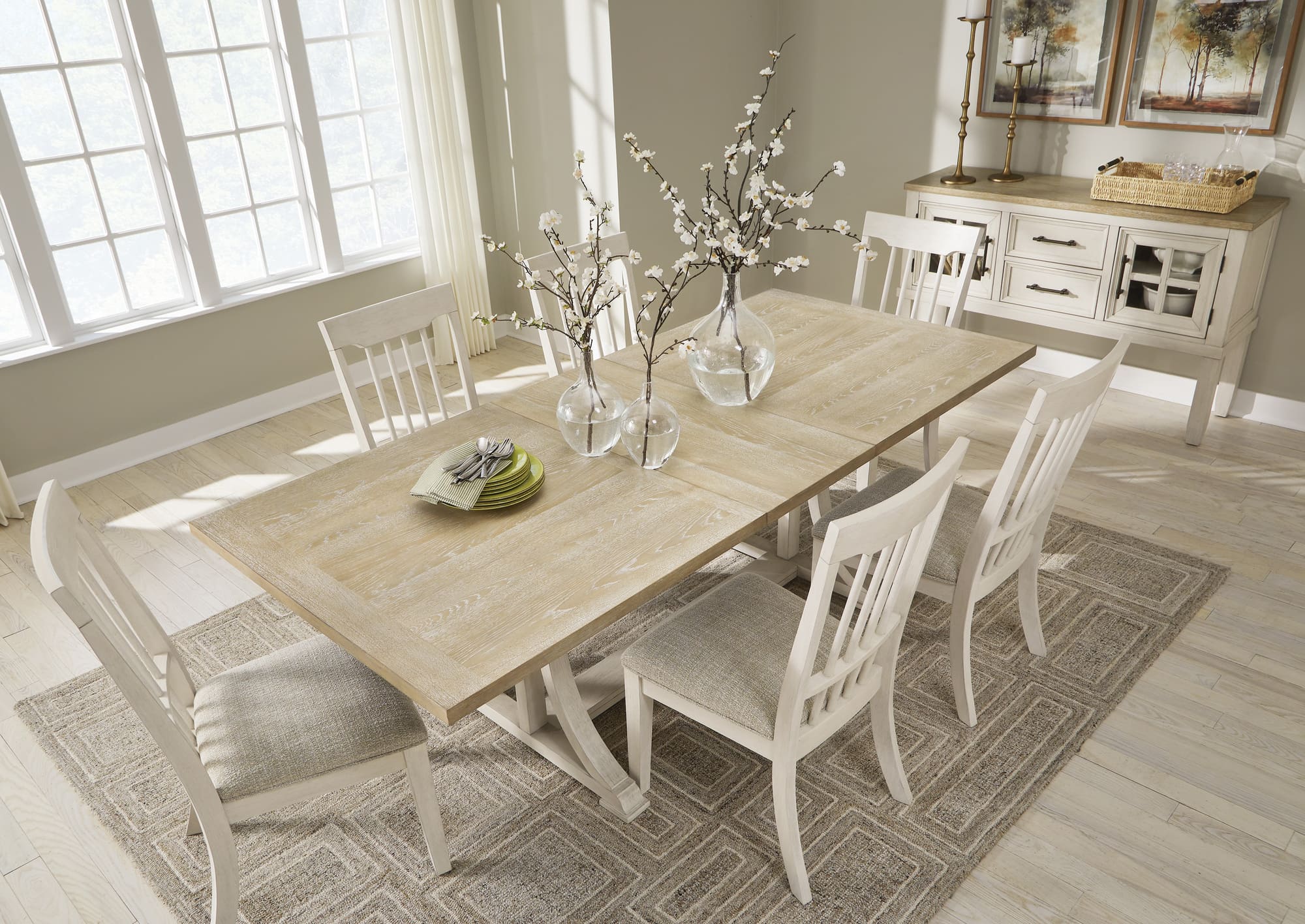 SM Shaybrock Polyester/Wood Dining Side Chair