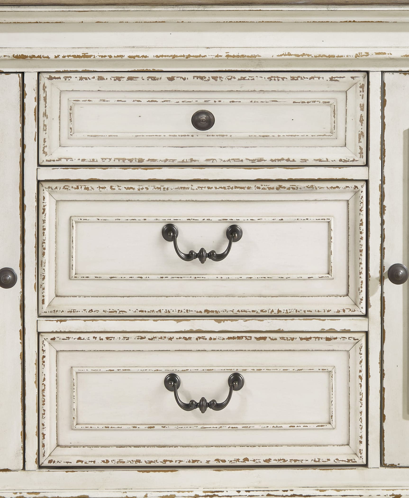Realyn Wood Server w/2 Doors & 3 Drawers