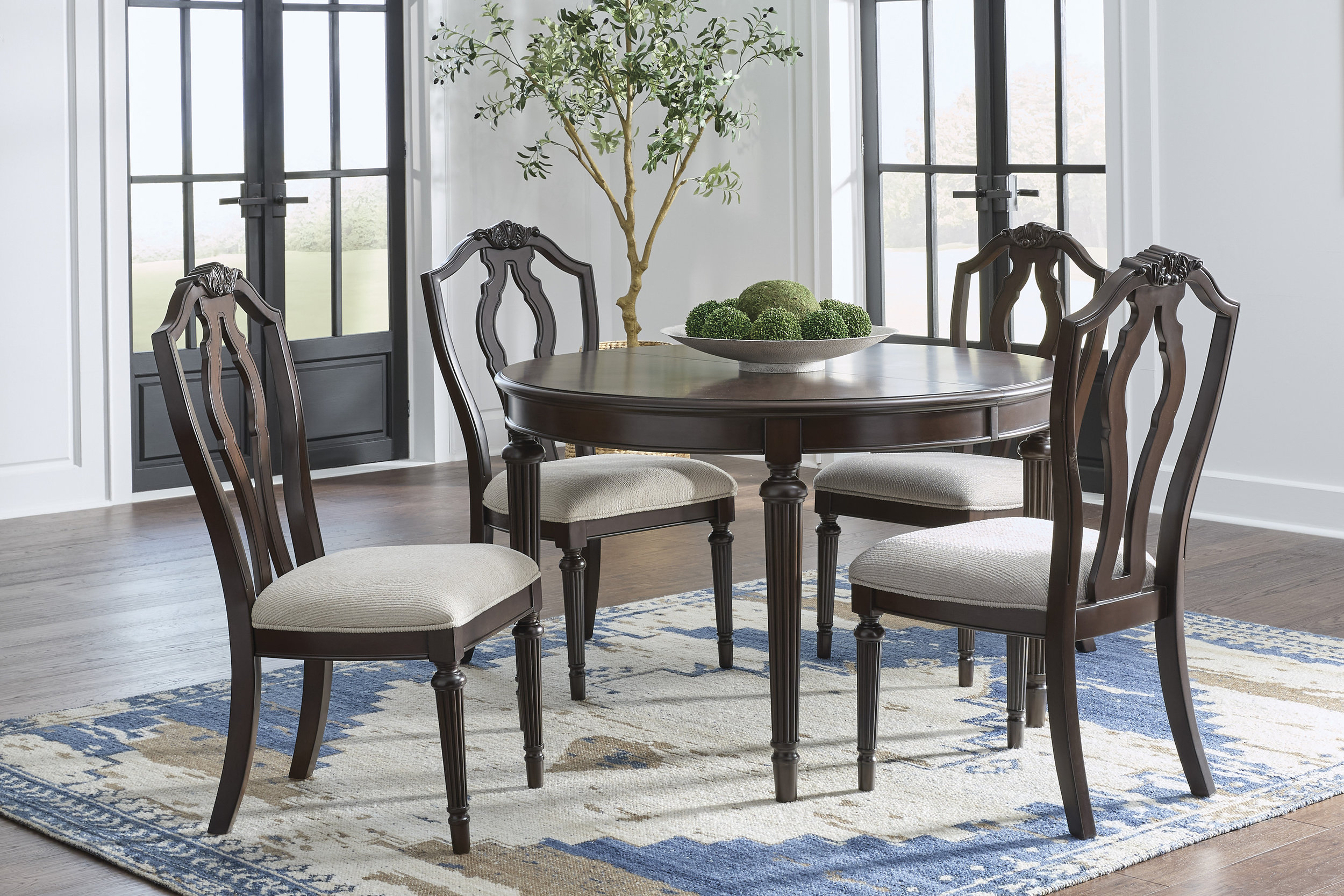 Lavinton Oval Wood Extendable Dining Table - Brown | Sohomod