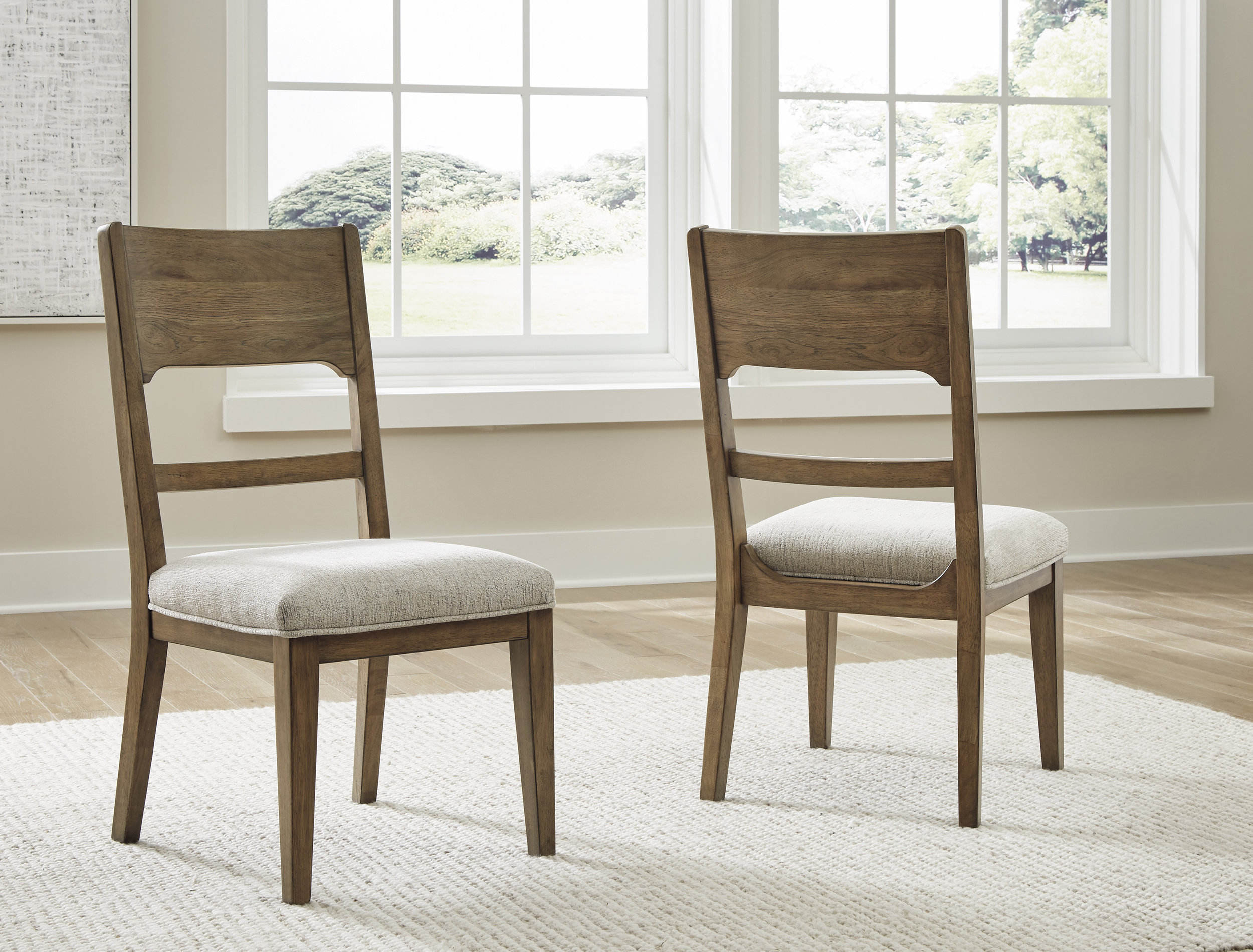 Cabalynn Rectangular Extendable Dining Room Set | Light Brown