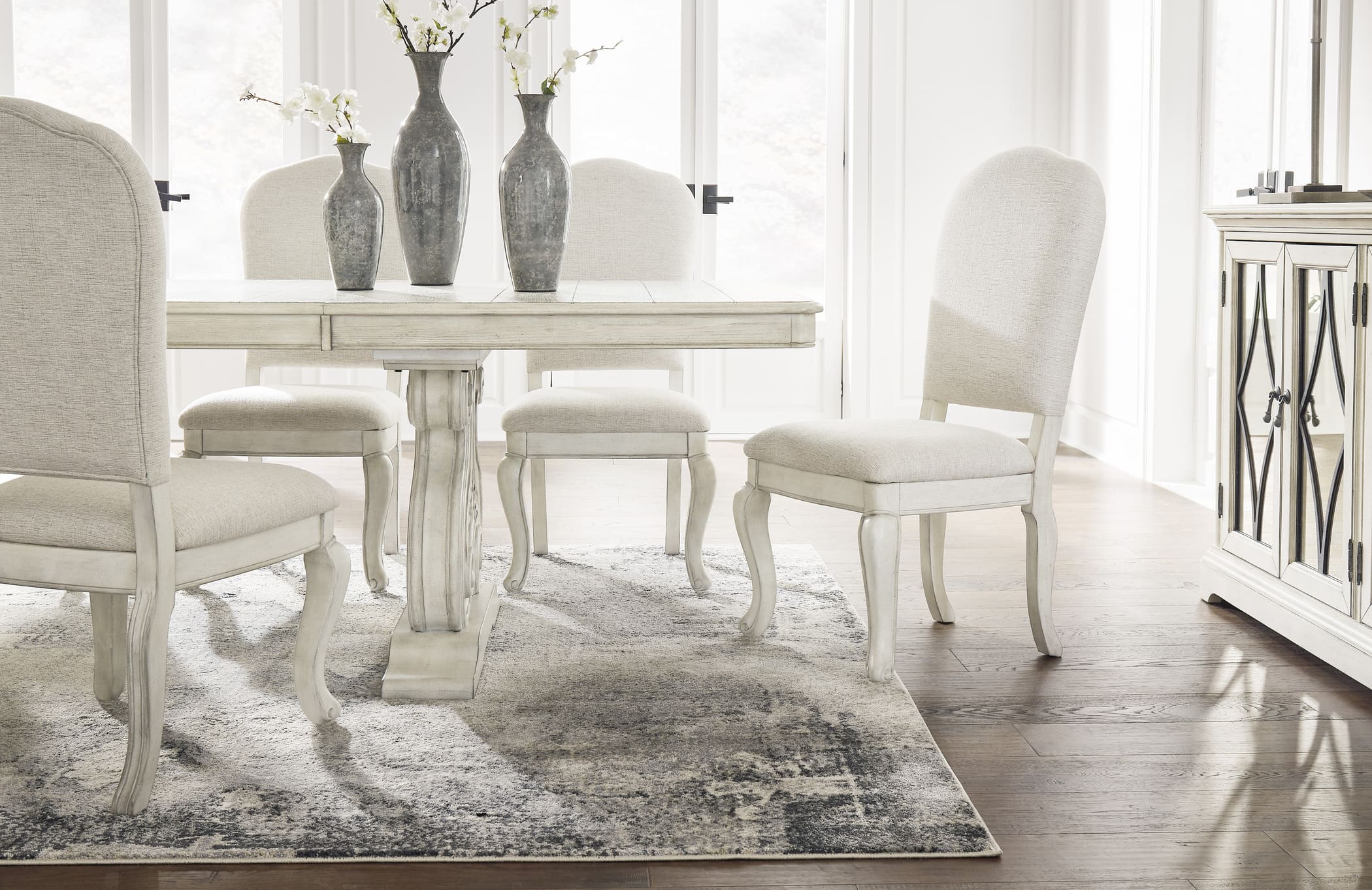 SM Arlendyne Polyester/Wood Dining Side Chair