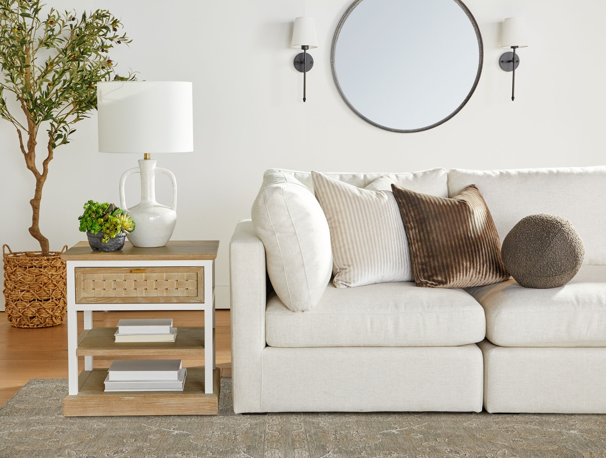 Daley Corner Chair
