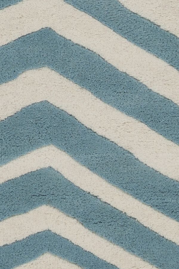 Davin Rectangular Wool Handmade Rug, 7' x 10'