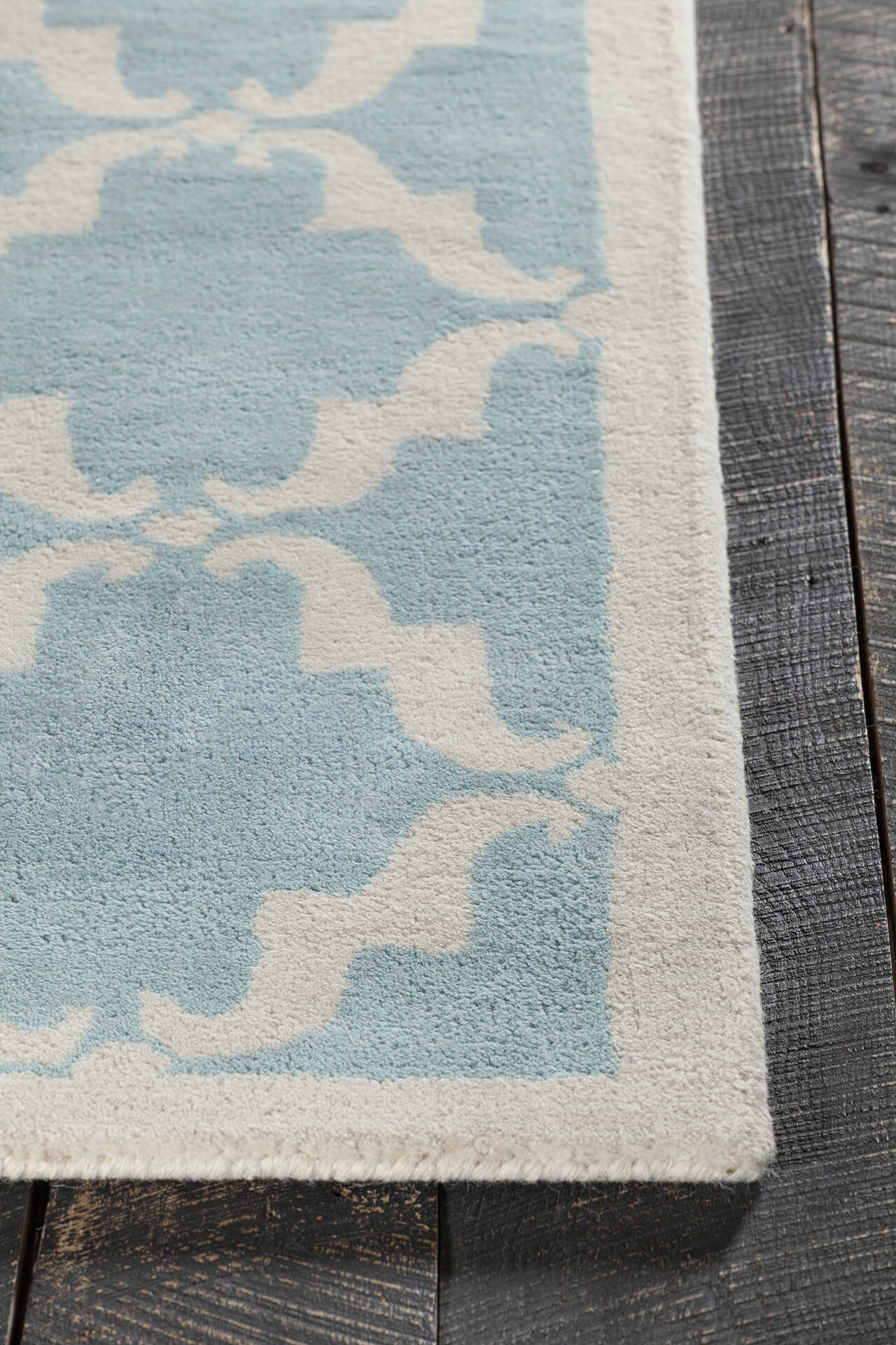 Davin Rectangular Wool Handmade Rug, 5' x 7'