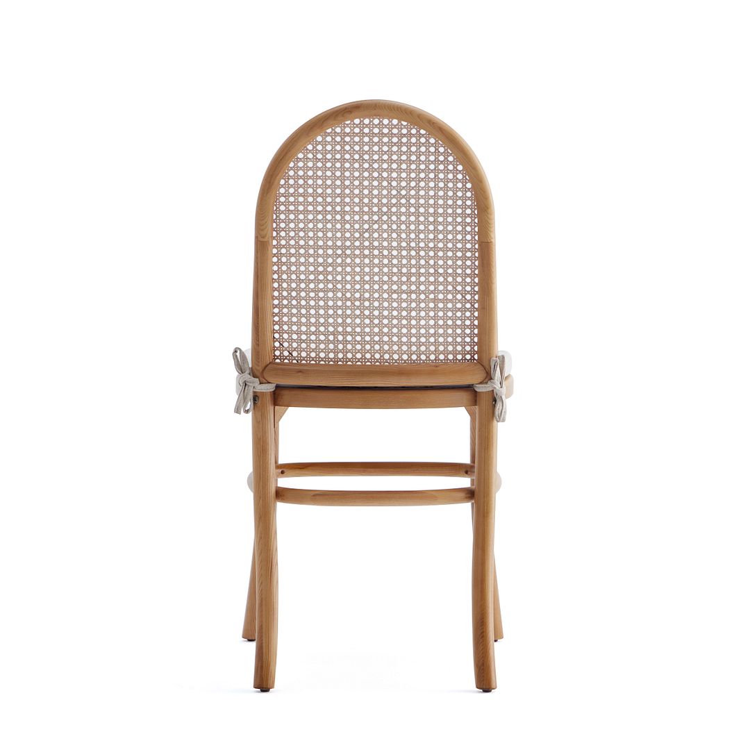 Paragon Dining Chair 1.0 w/Cream Cushions