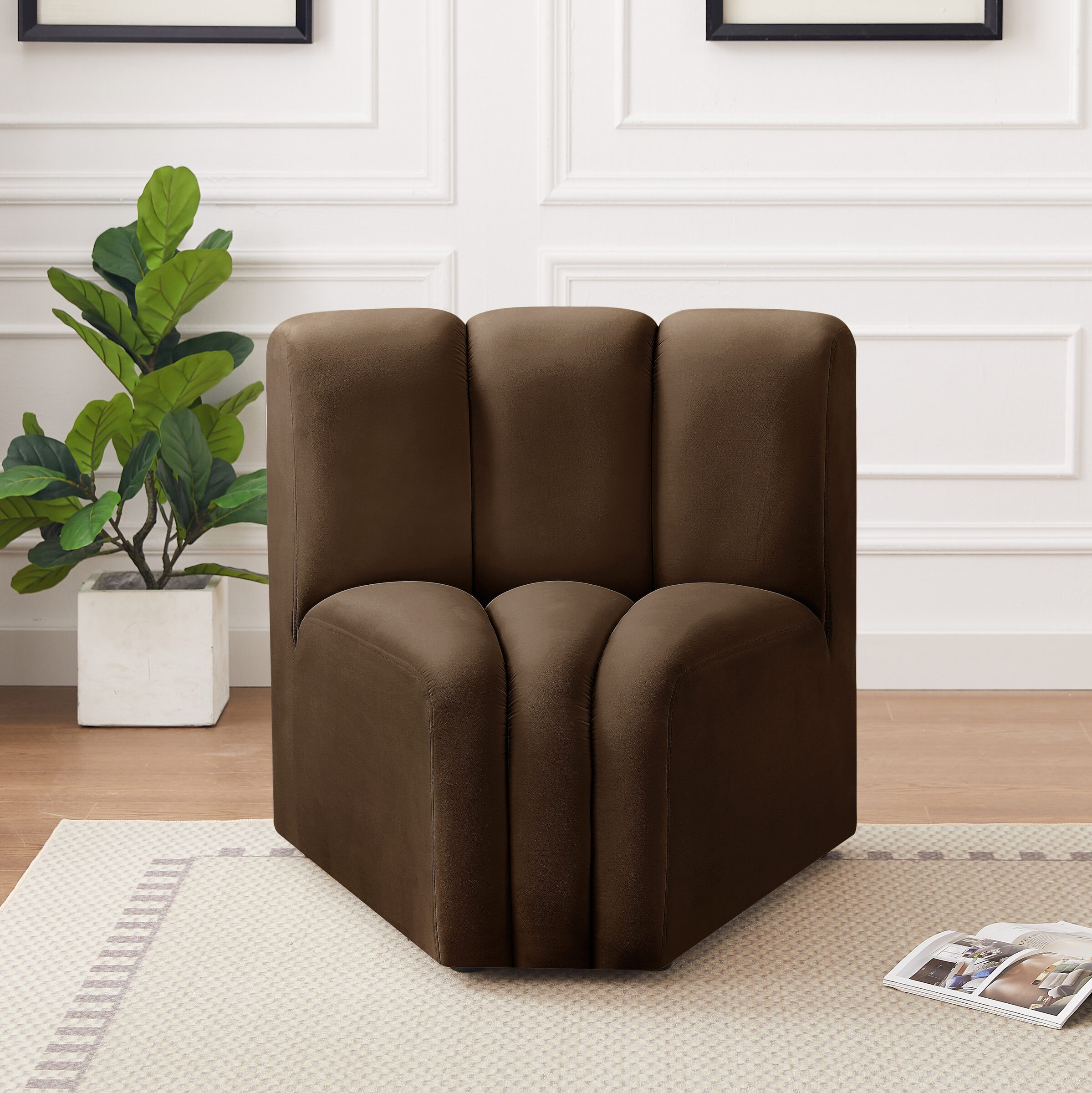 Arc Velvet Chair