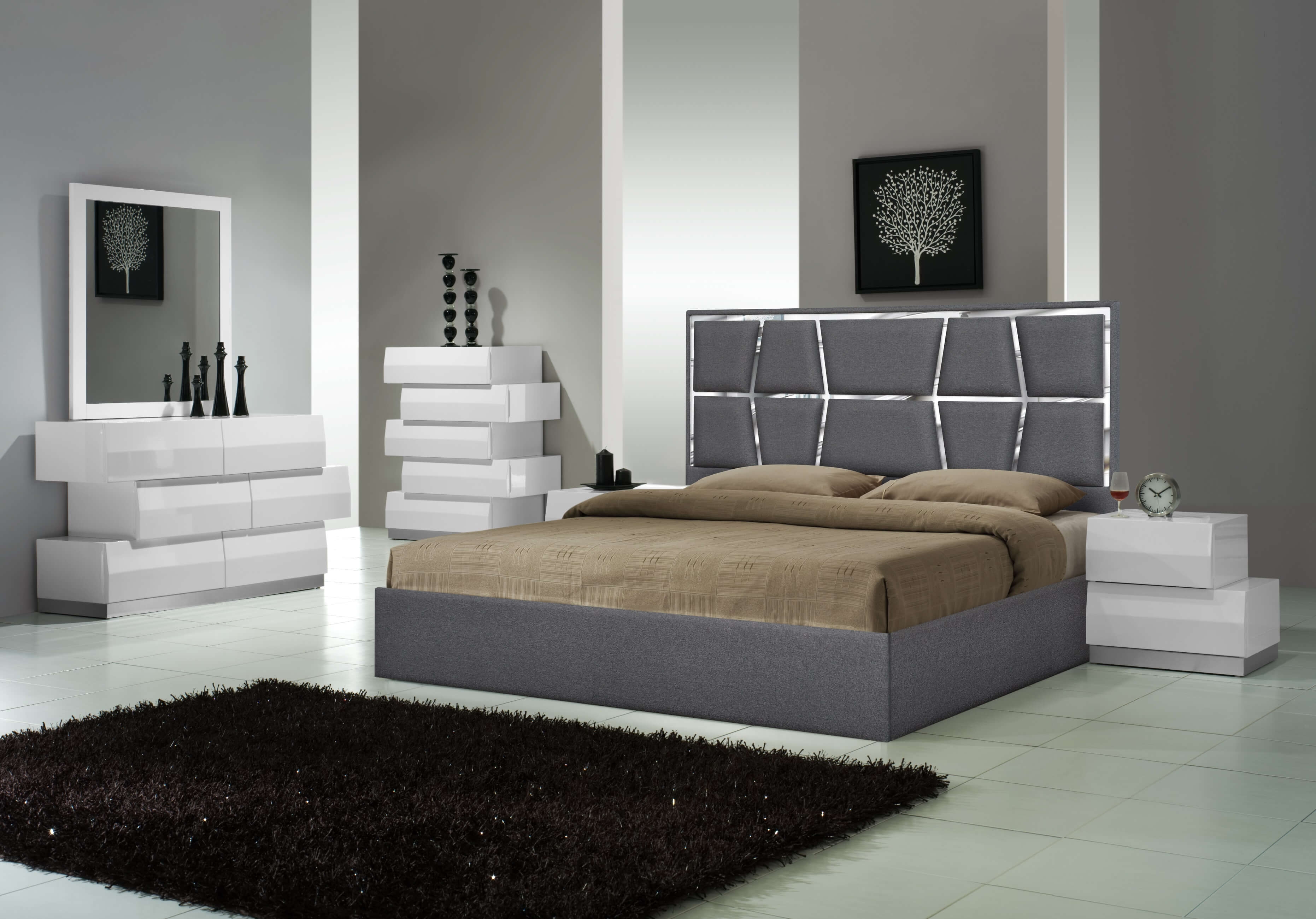 Degas Fabric Platform Bed w/Mirrored Trim