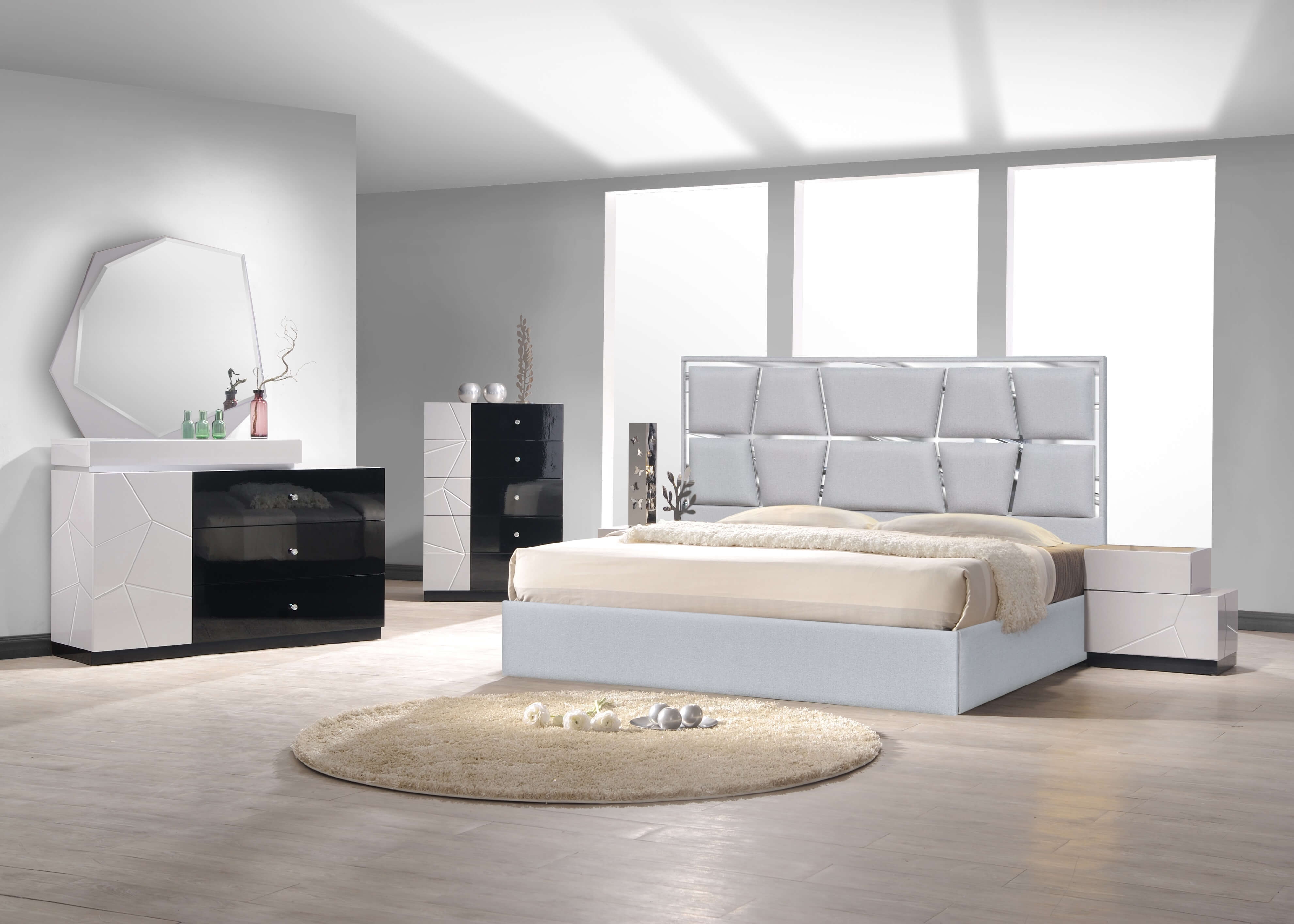 Degas Fabric Platform King Size Bed w/Mirrored Trim
