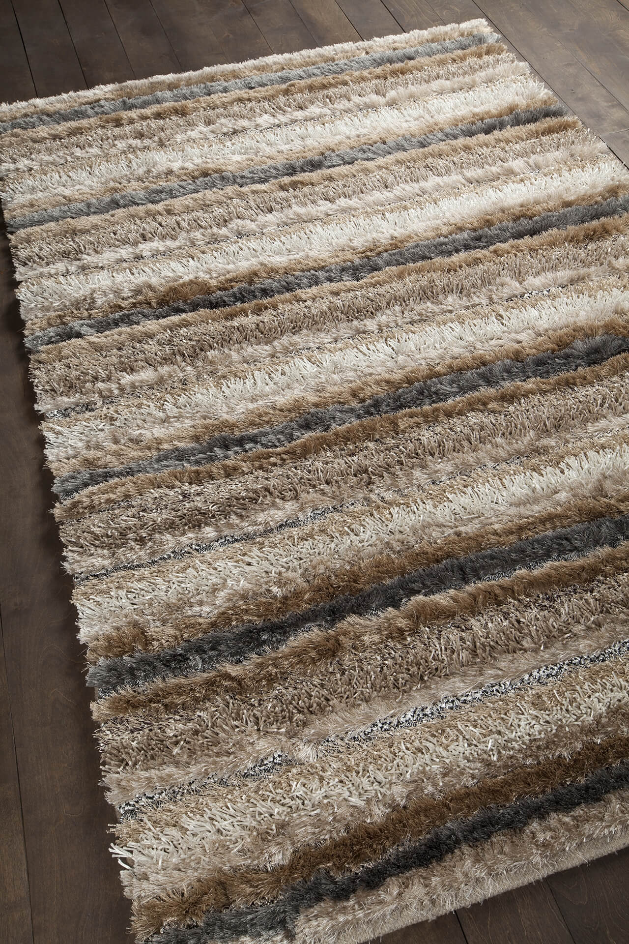Delight Polyester Rectangular Handmade Rug, 5' x 7'6"