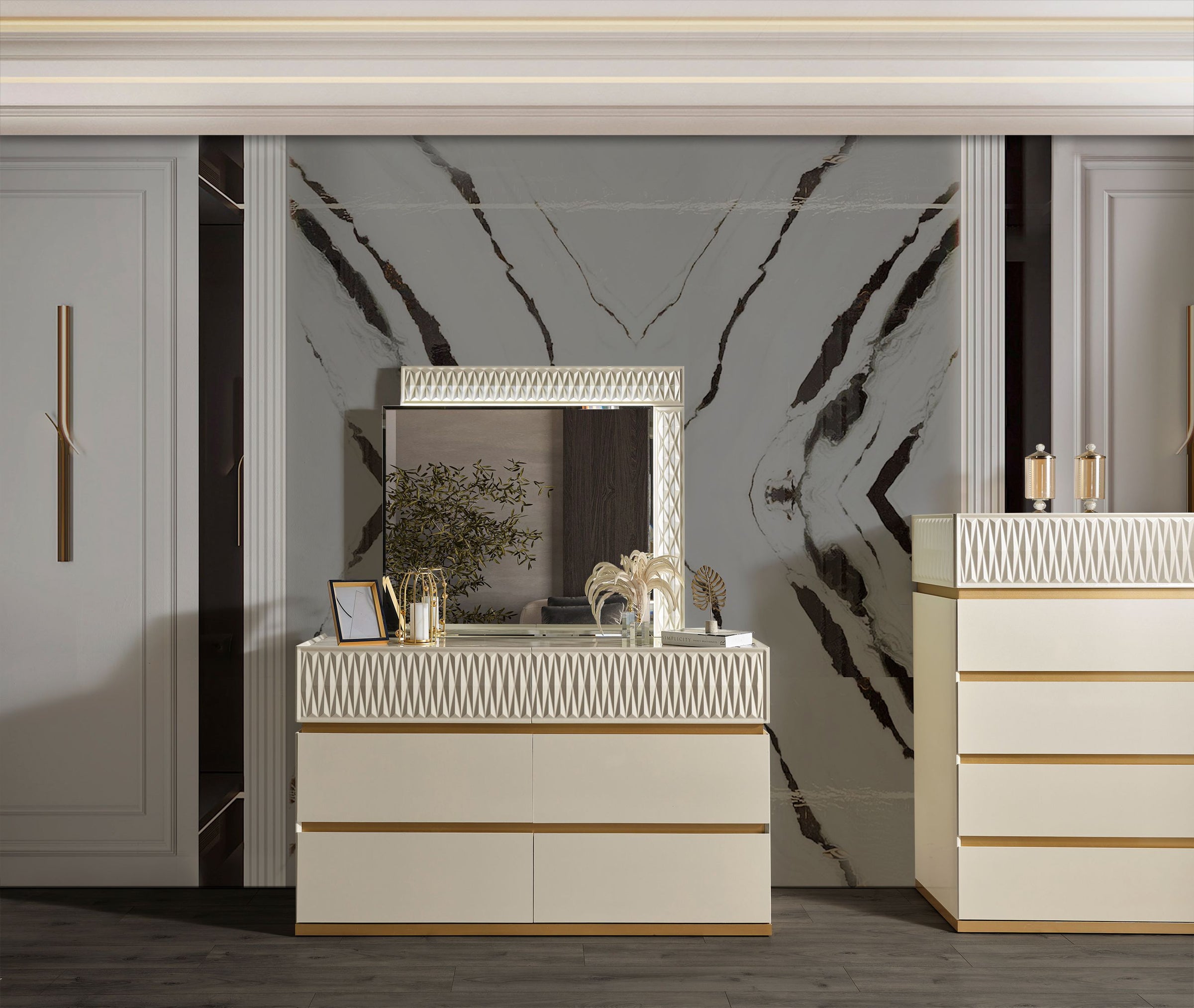 Delfano 6-Drawer Wood Veneer Dresser