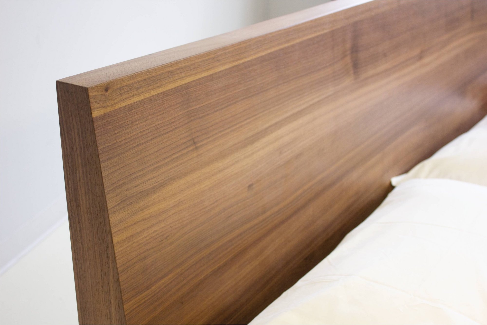 Della Storage Wood Veneer Queen Size Bed