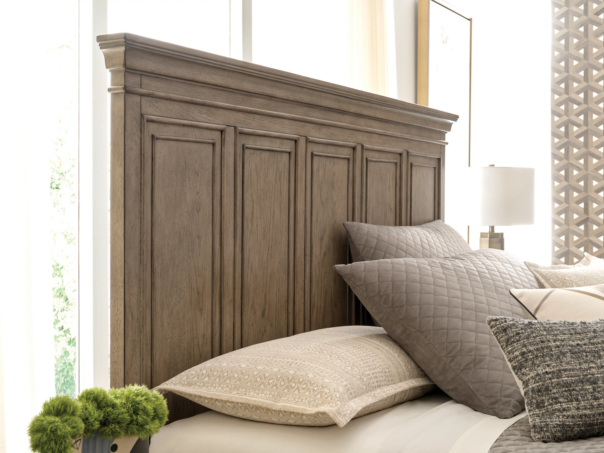Carmine Asher Wood Panel Bed, Queen Size