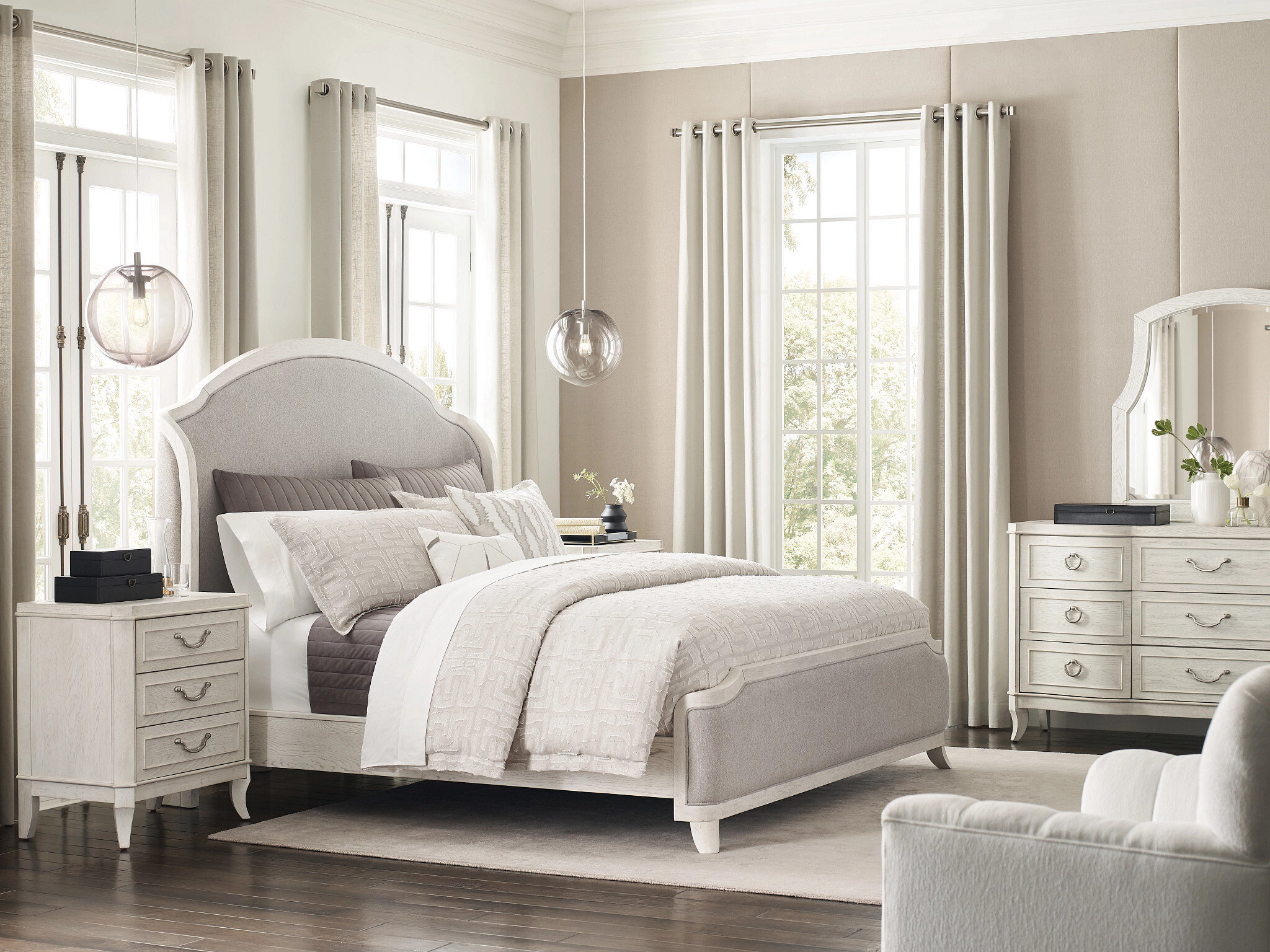 Harmony Emelie Wood Dresser w/9 Drawers