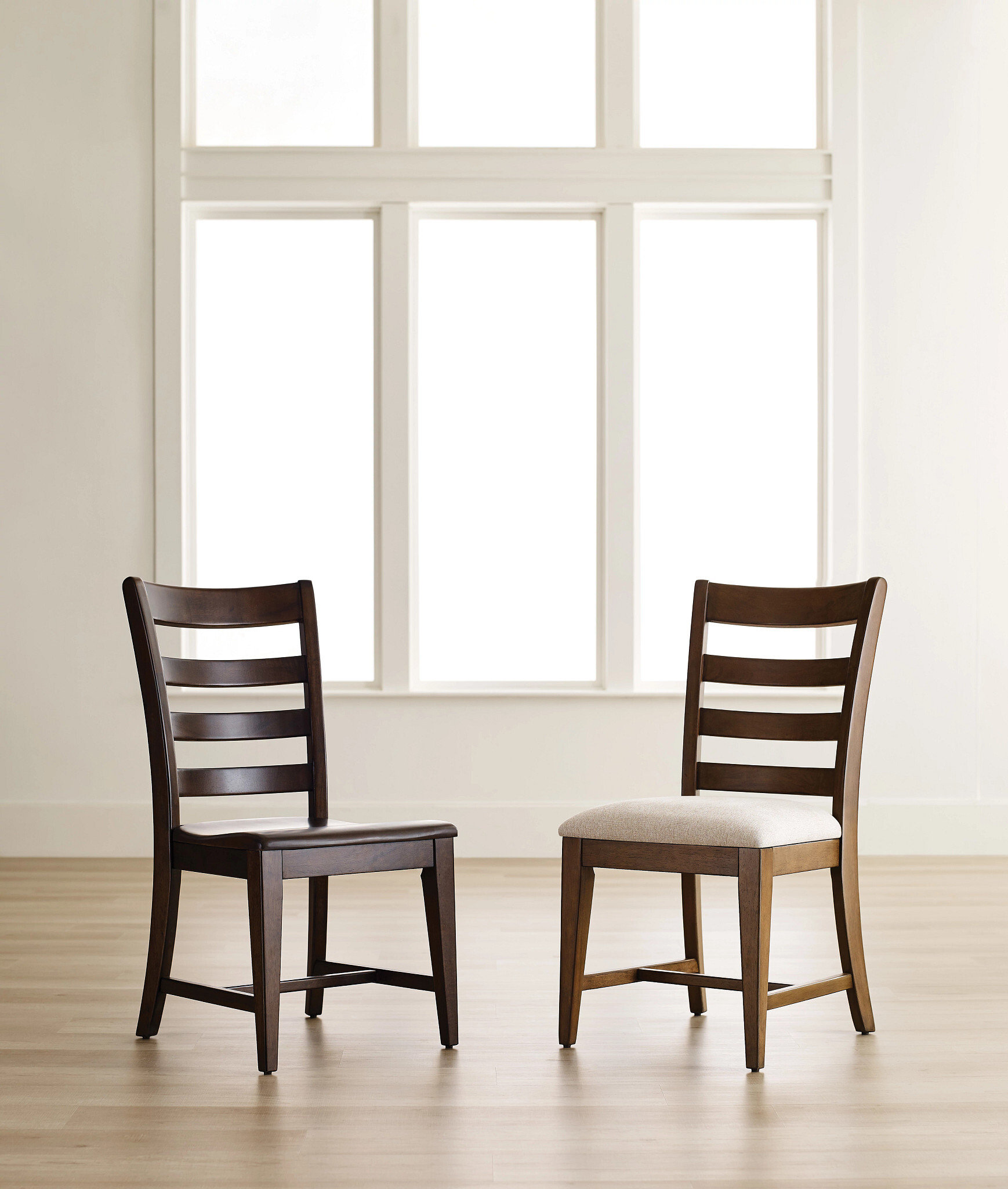 Kafe Ladder Wood/Fabric Back Chair