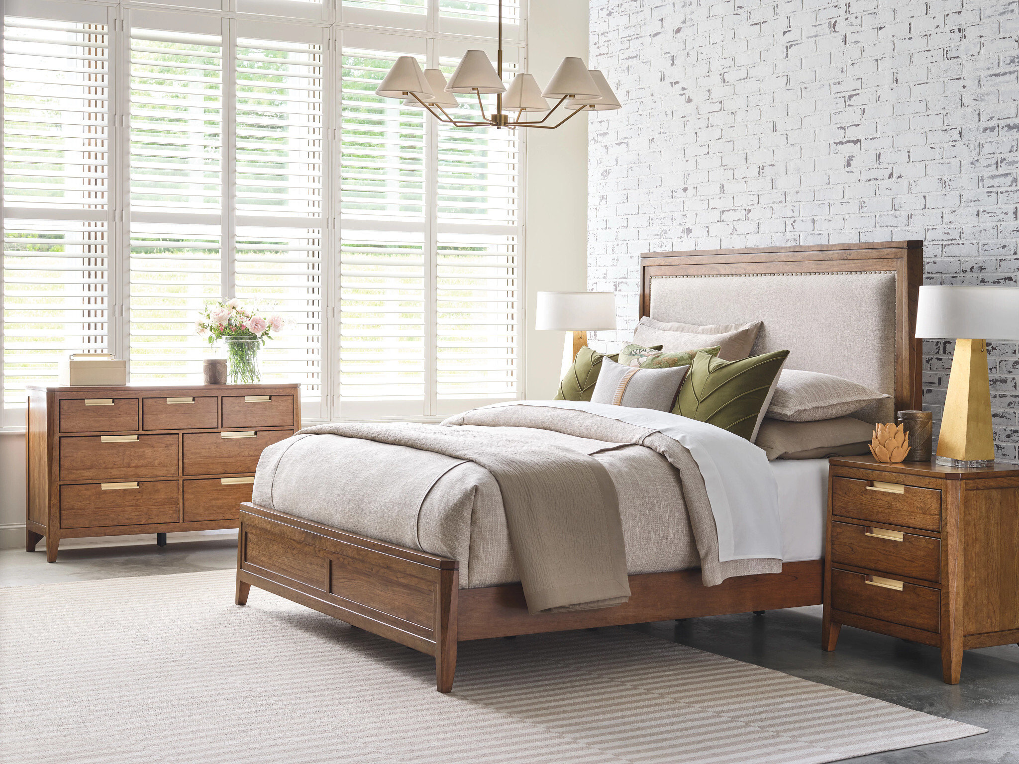 Aspire Affinity Fabric/Wood Upholstered Queen Size Bed