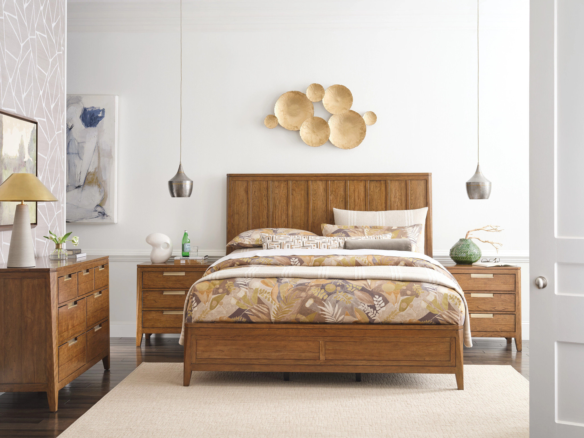 Aspire Lineage Wood Queen Size Panel Bed