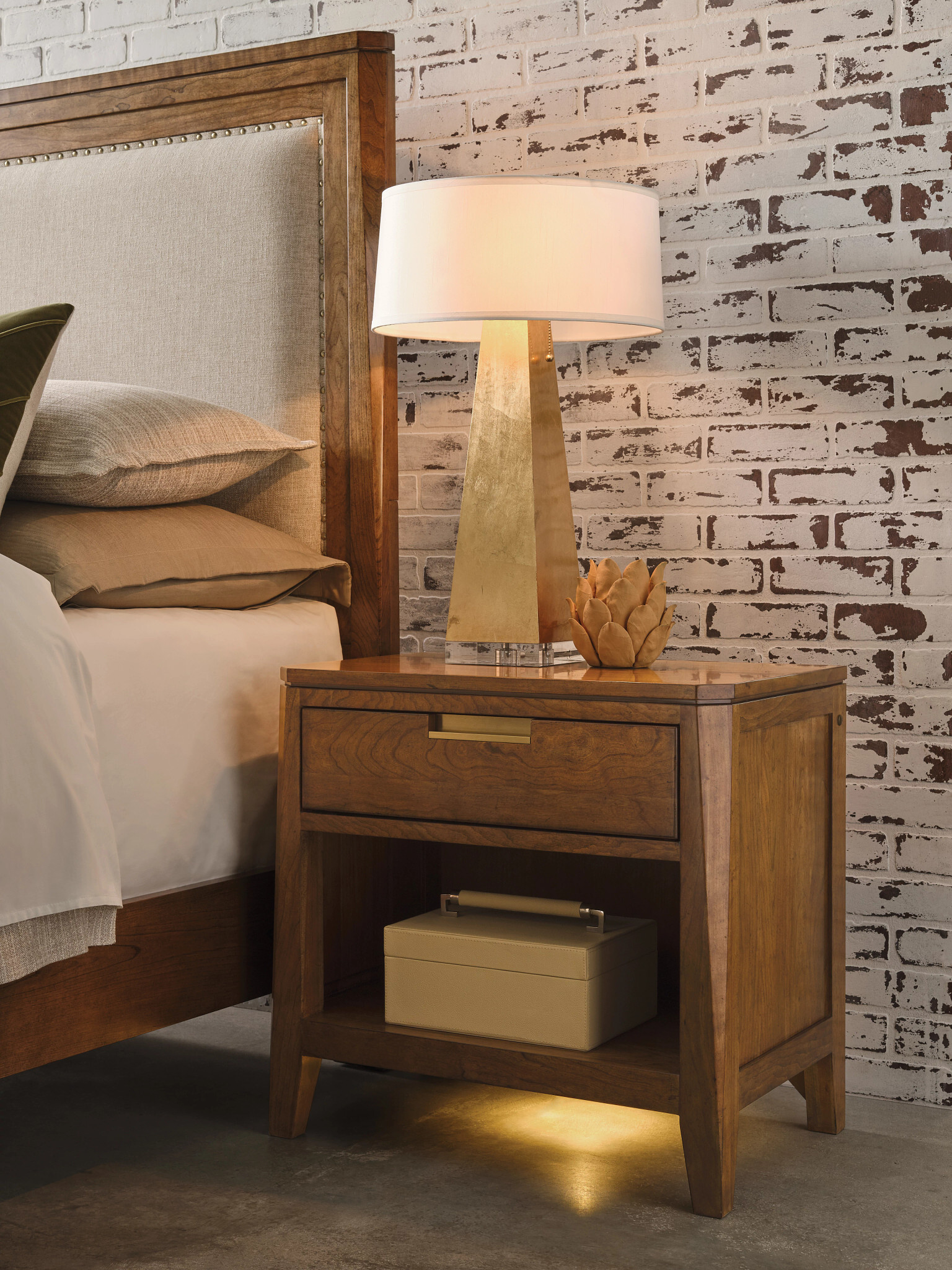 Aspire Affinity Fabric/Wood Upholstered Panel Bedroom Set