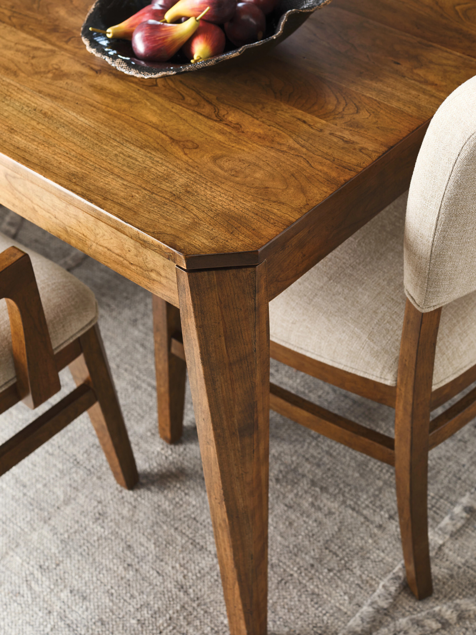 Aspire Edge/Caton Rectangular Wood Extendable Dining Room Set